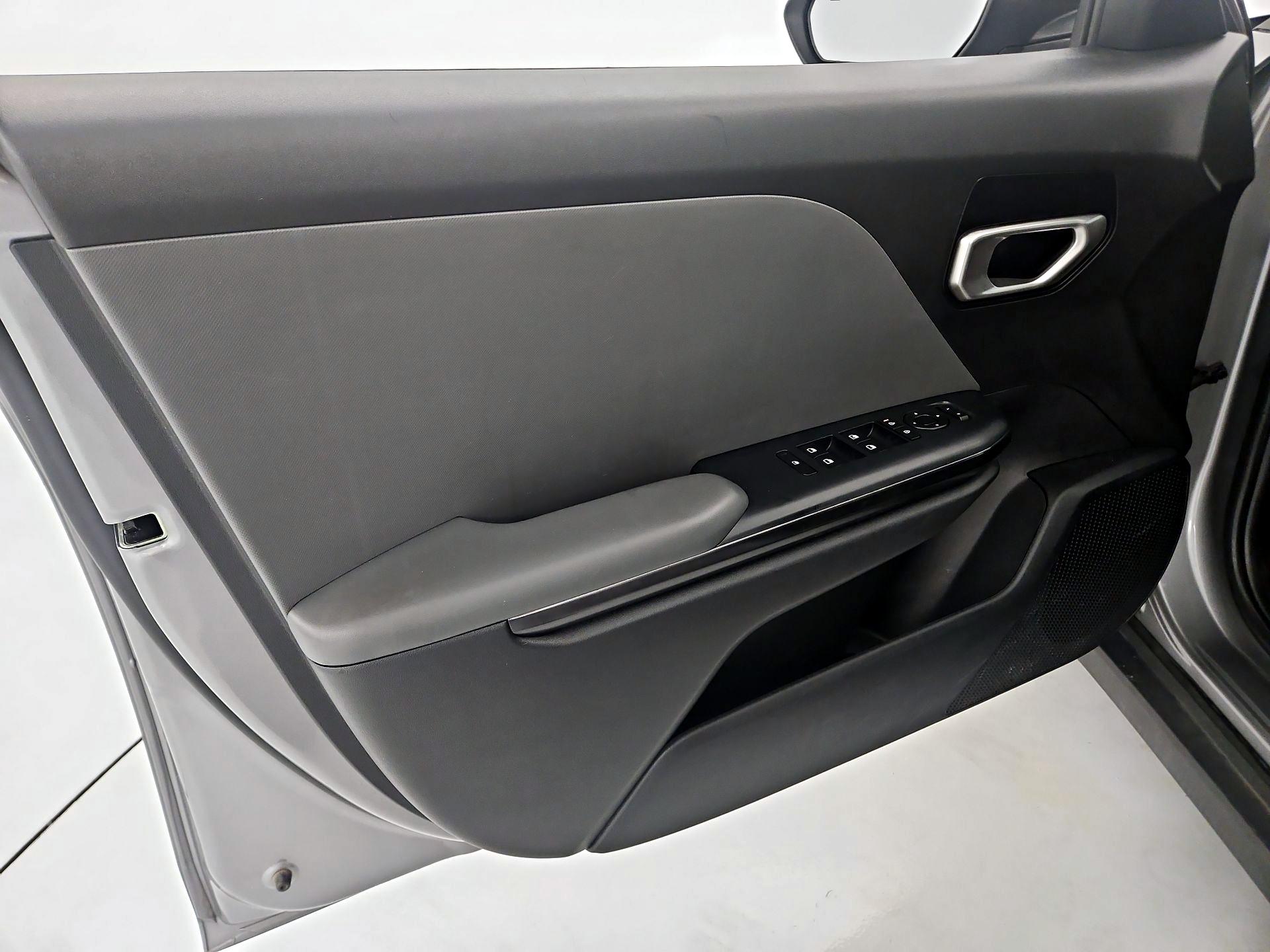 Thumbnail: 2025 Kia K4 - 12