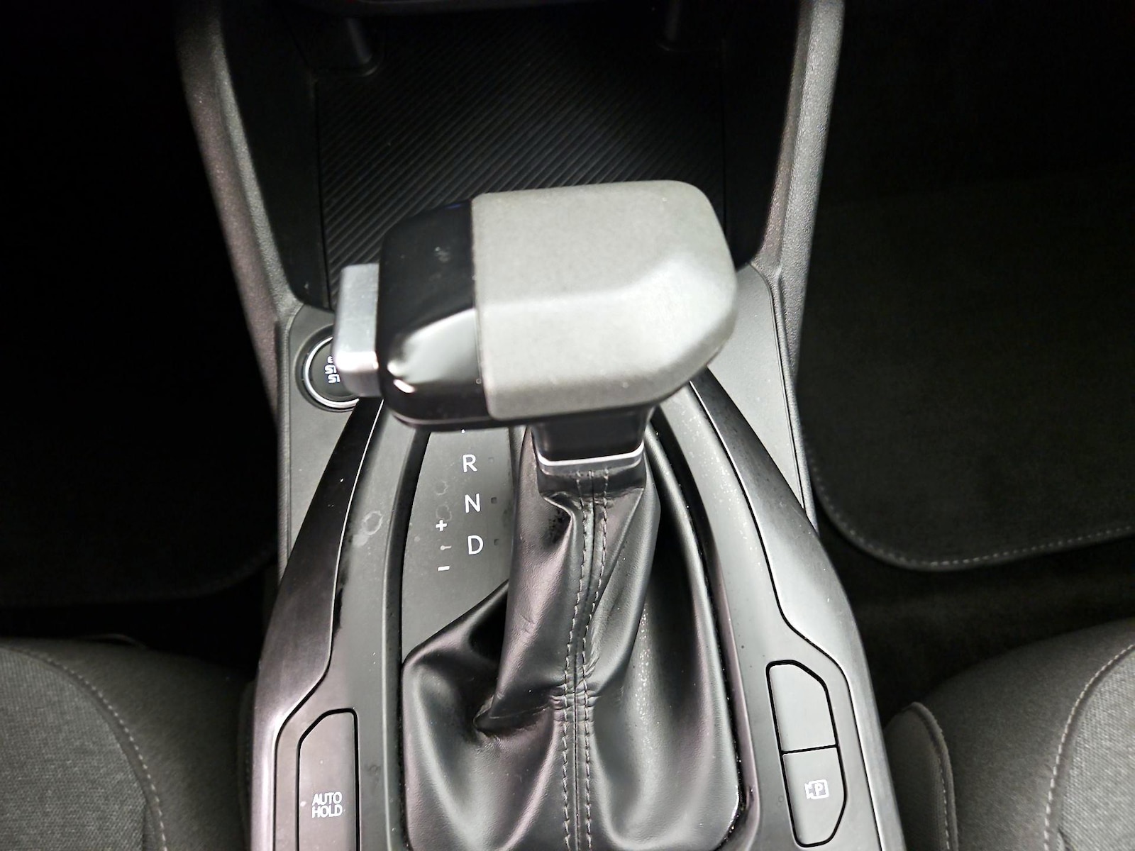 2025 Kia K4 LXS - Photo 18