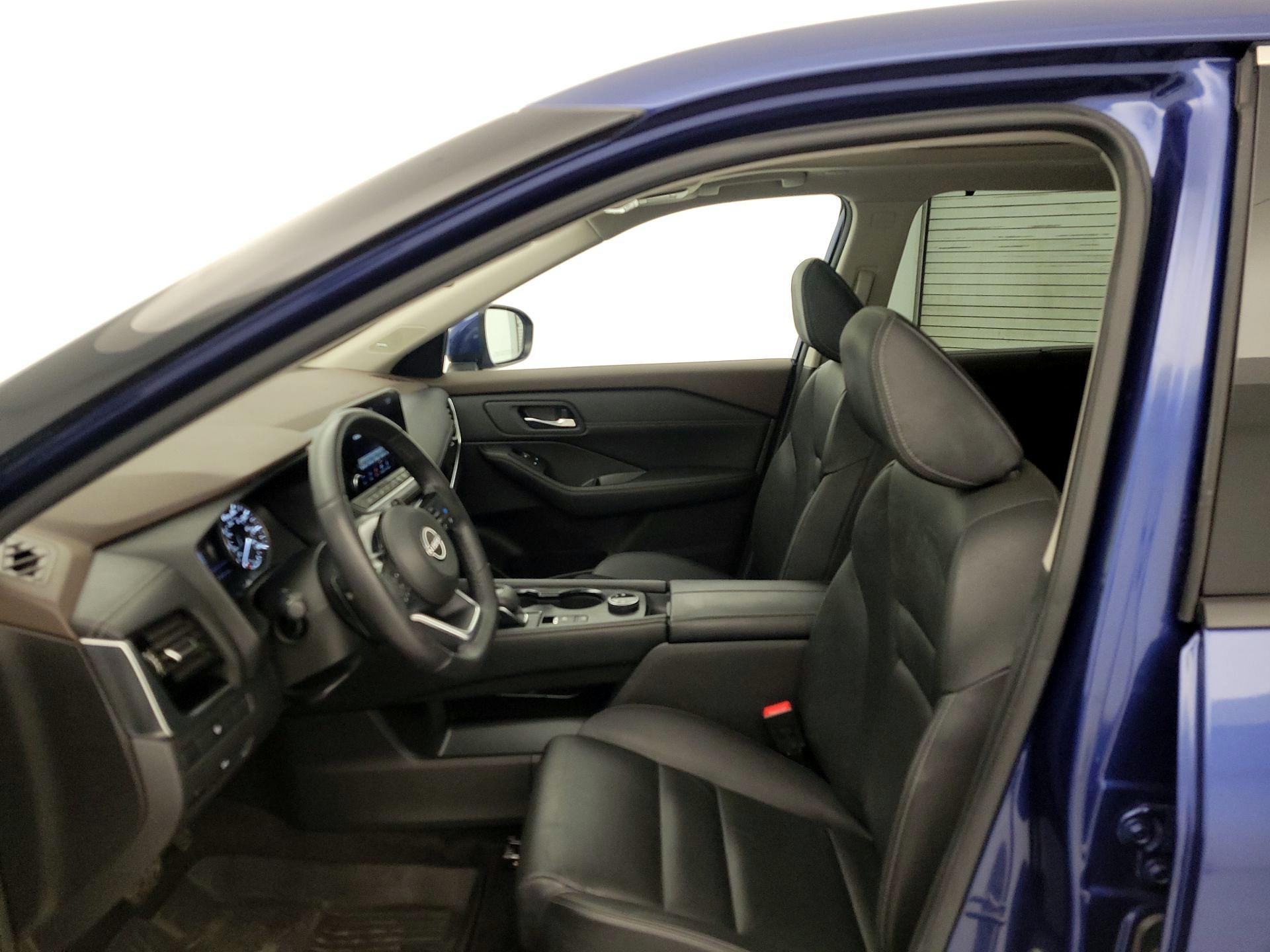 Thumbnail: 2023 Nissan Rogue - 11