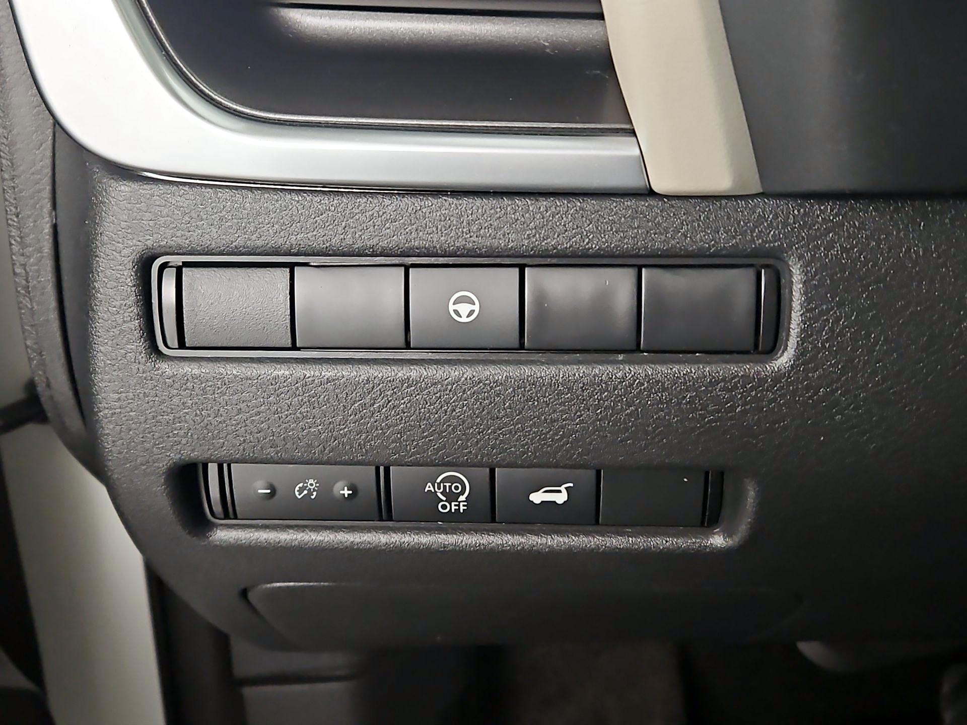 Thumbnail: 2023 Nissan Rogue - 13