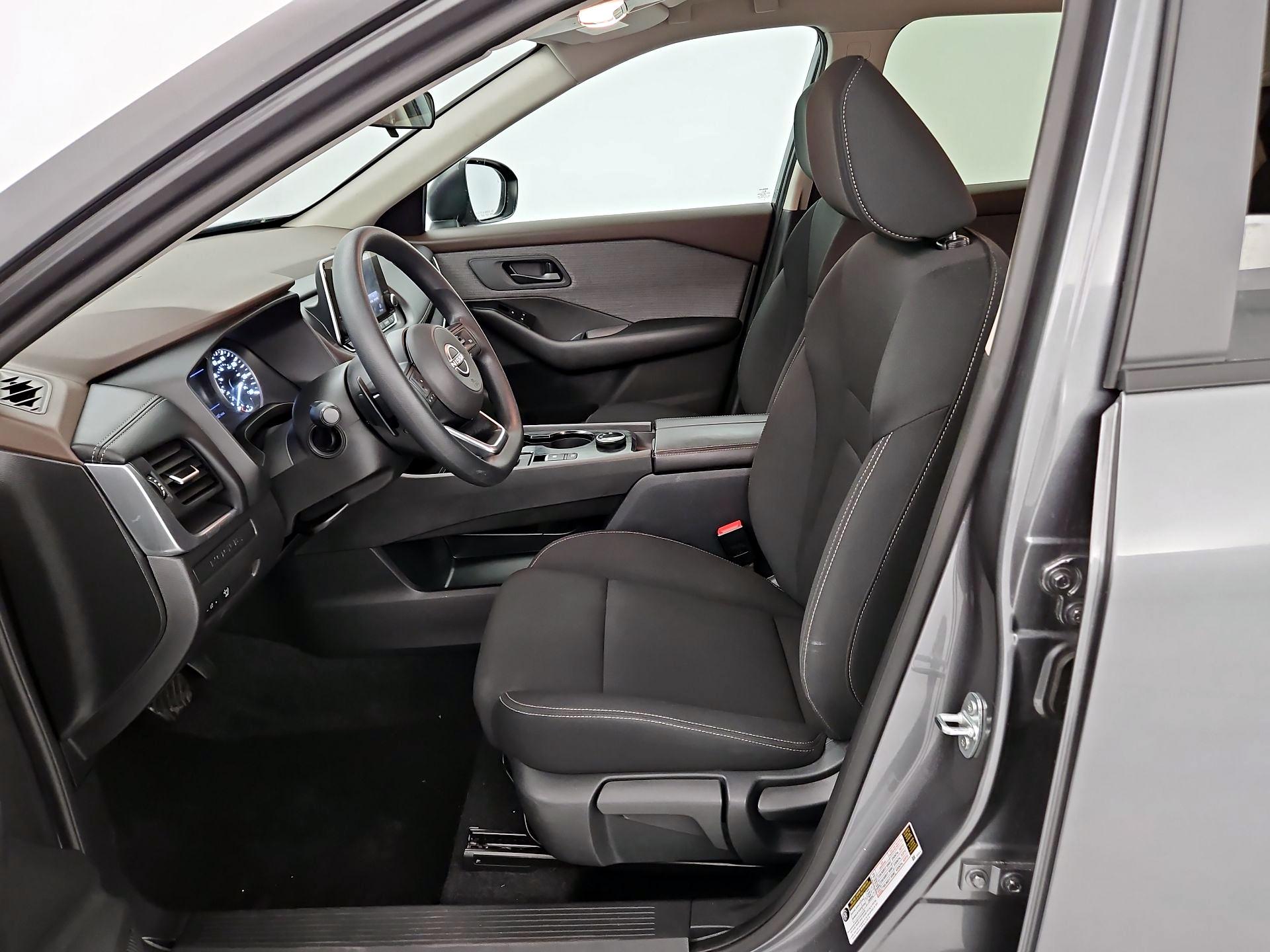 Thumbnail: 2023 Nissan Rogue - 11