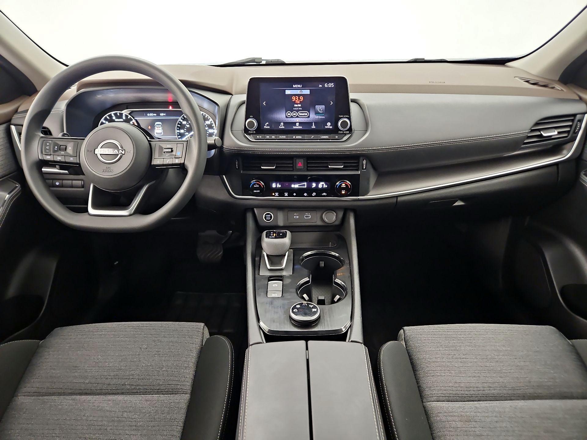 Thumbnail: 2023 Nissan Rogue - 9