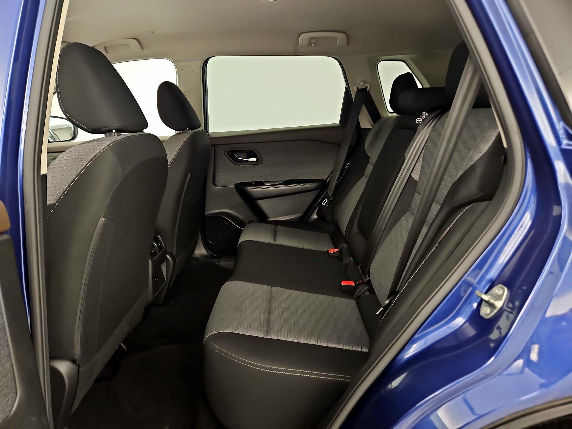 Thumbnail: 2023 Nissan Rogue - 19