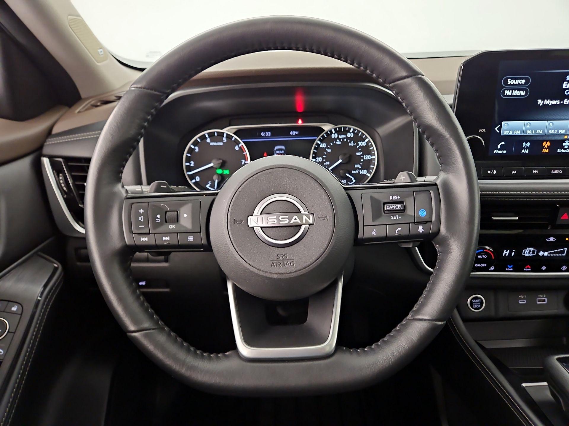 Thumbnail: 2023 Nissan Rogue - 10