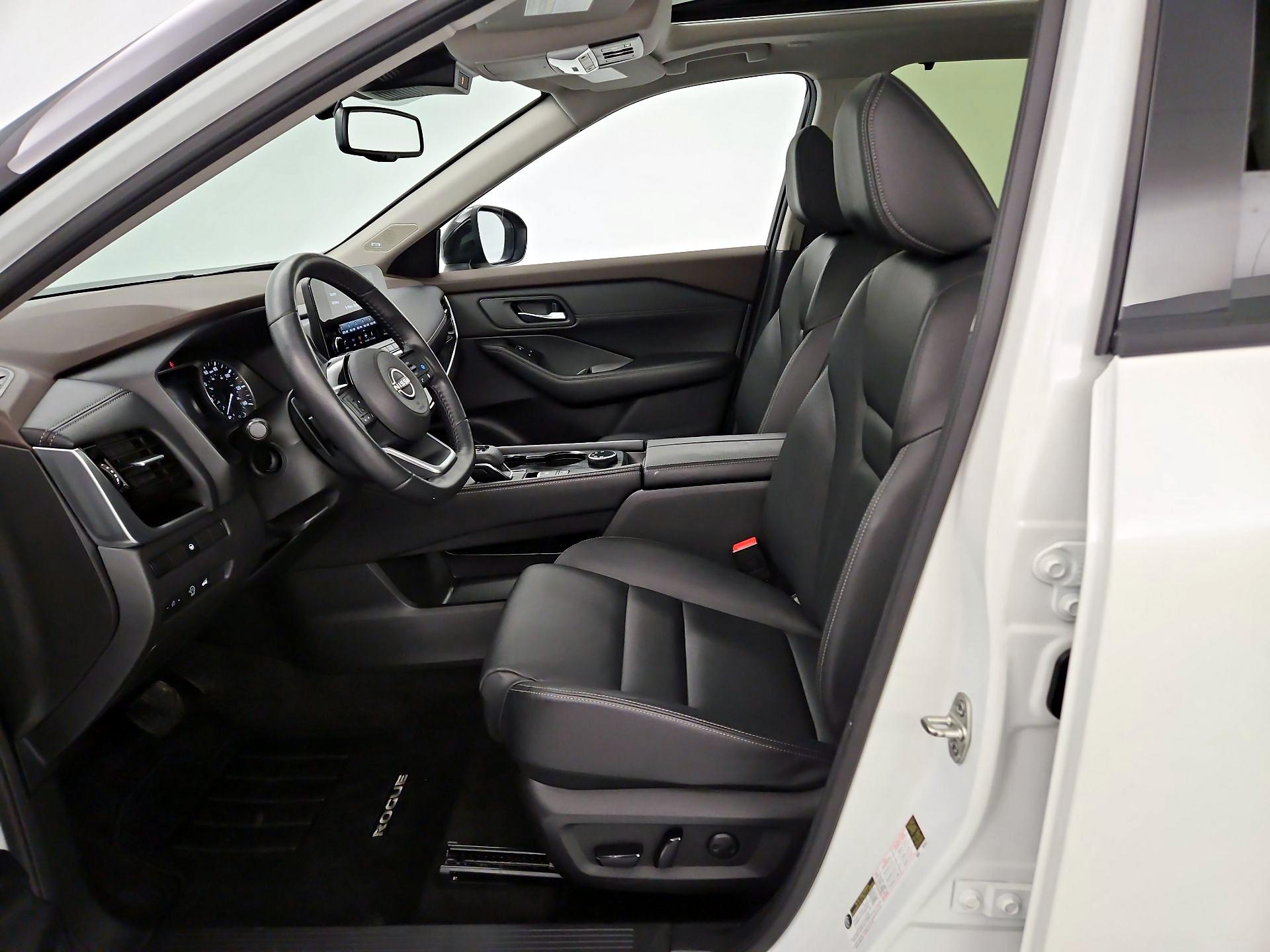 Thumbnail: 2023 Nissan Rogue - 11