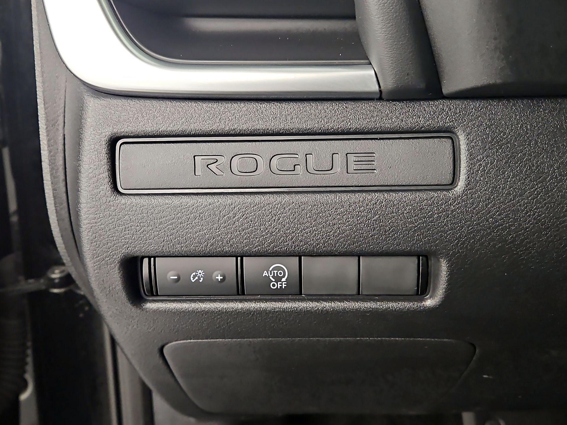 Thumbnail: 2023 Nissan Rogue - 13