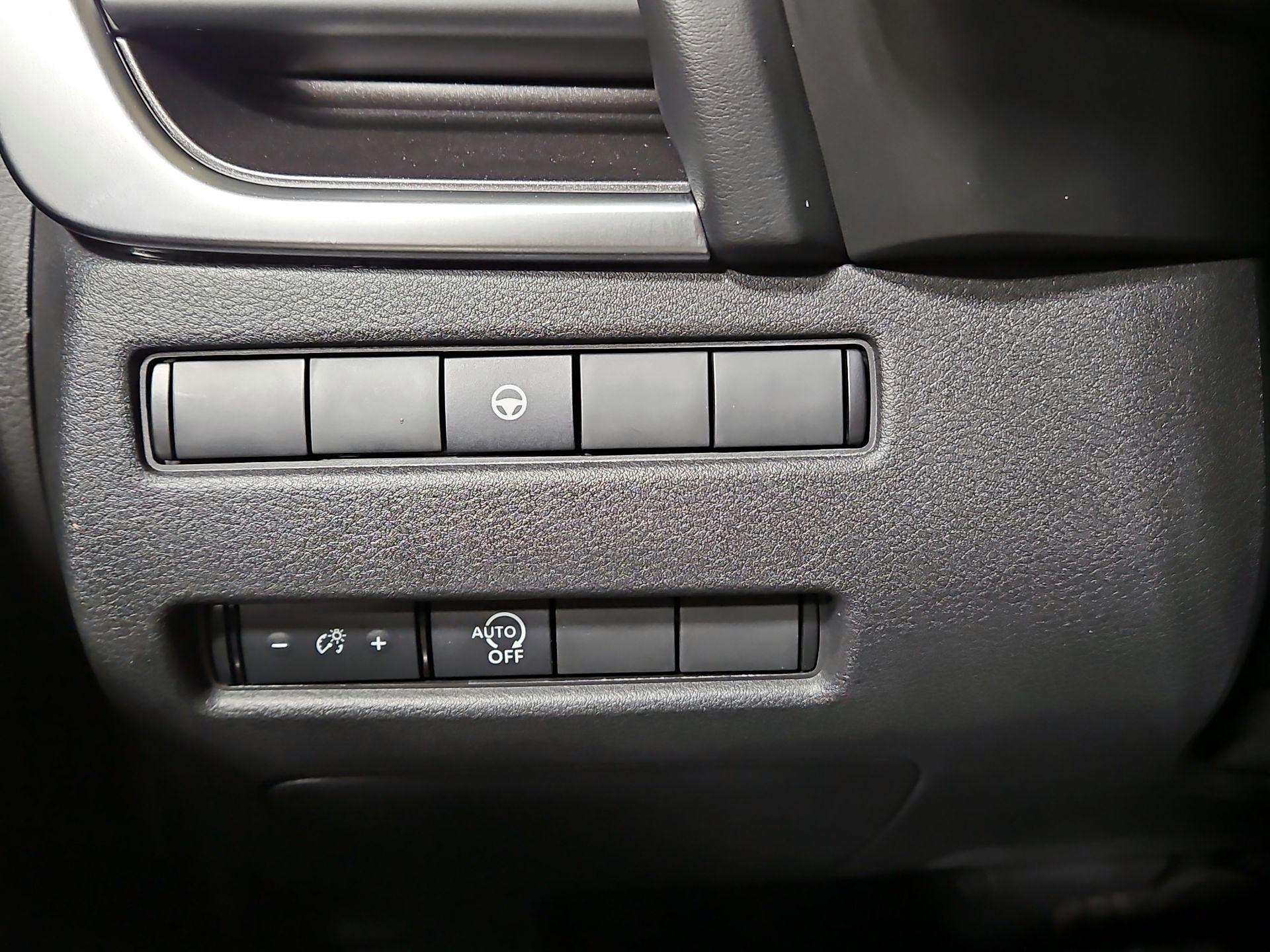 Thumbnail: 2023 Nissan Rogue - 13