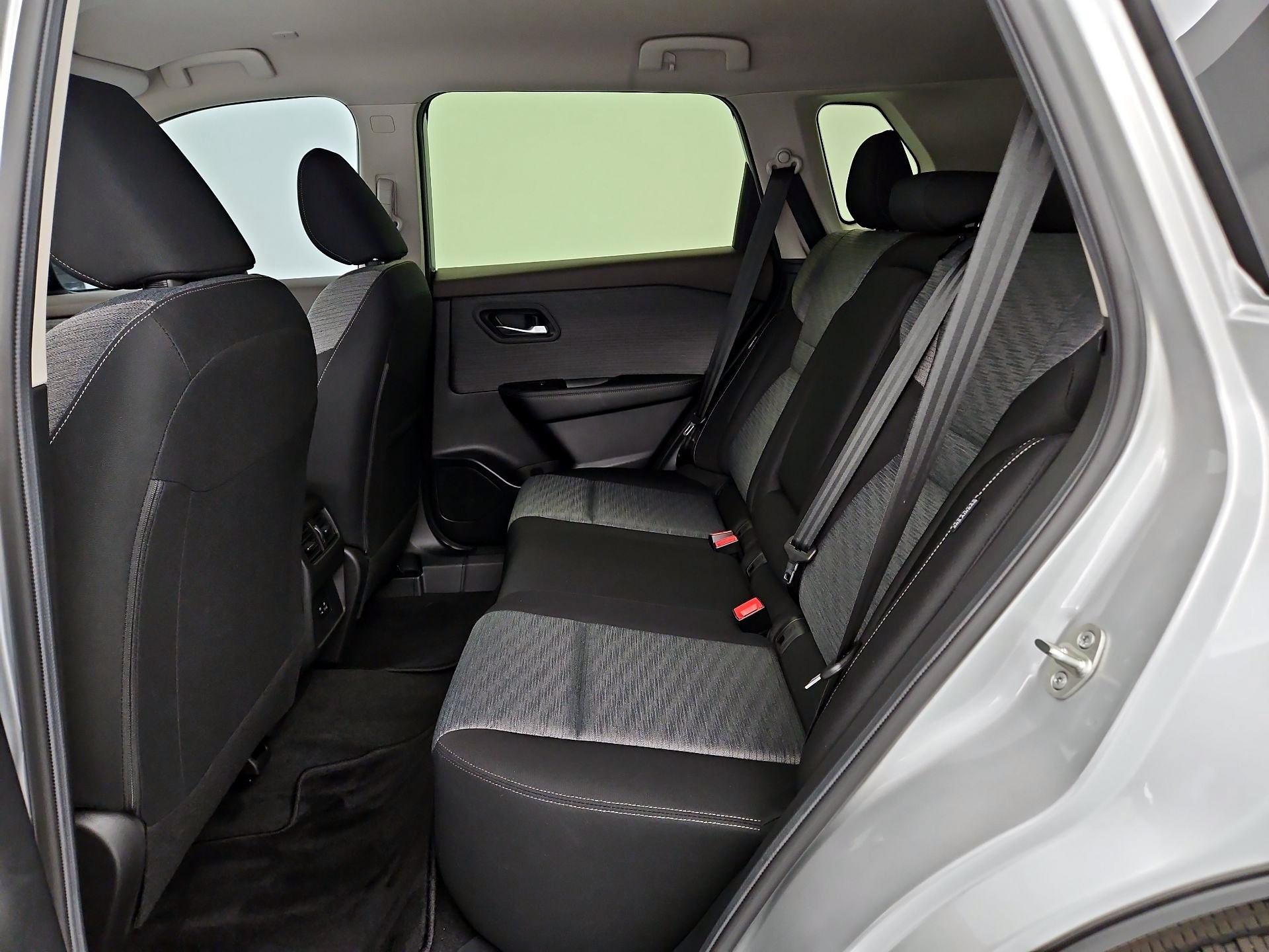 Thumbnail: 2023 Nissan Rogue - 19