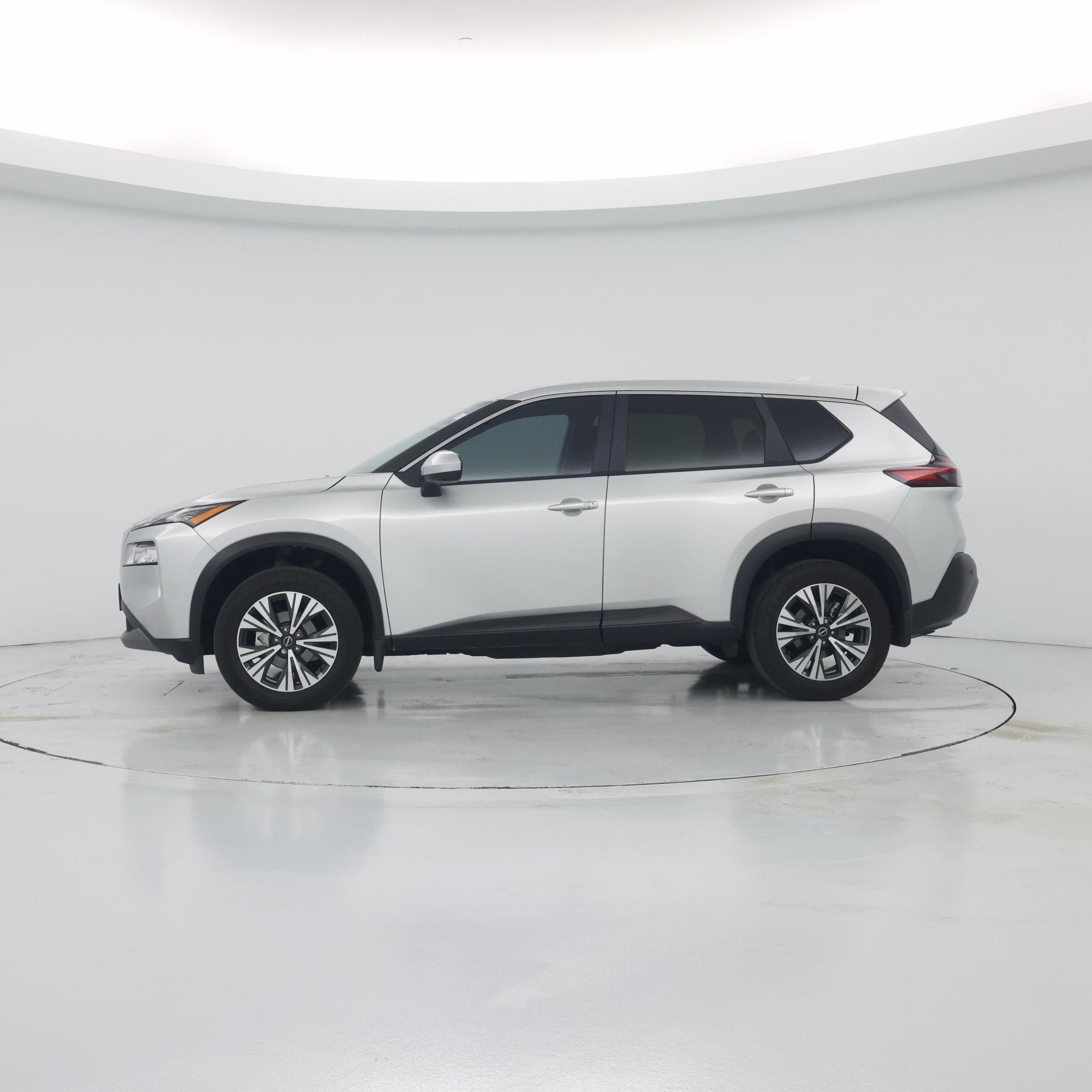 Thumbnail: 2023 Nissan Rogue - 3