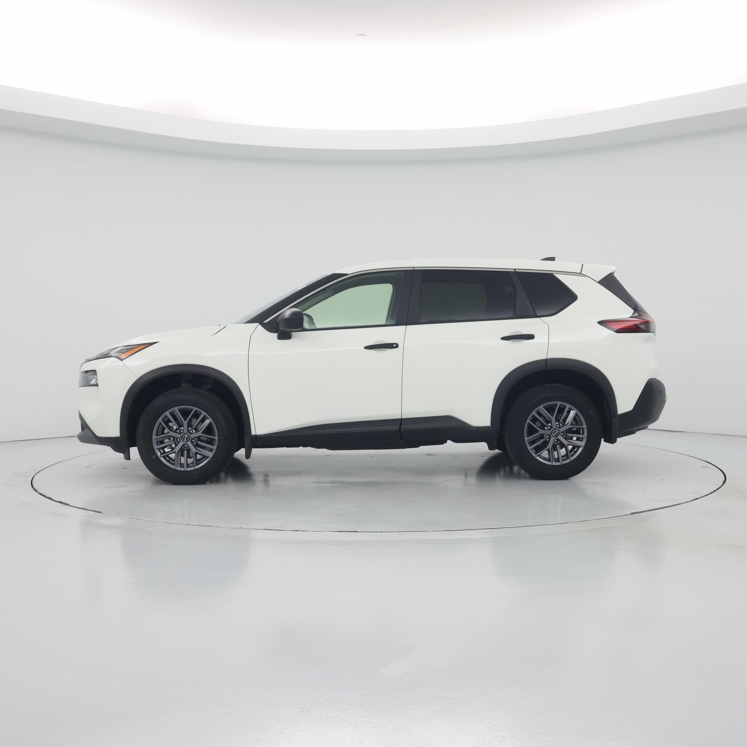 Thumbnail: 2023 Nissan Rogue - 3