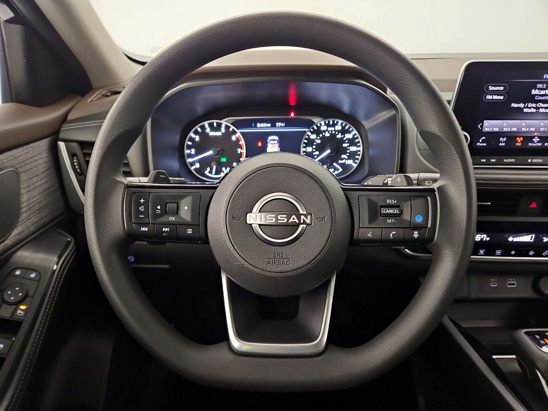 Thumbnail: 2023 Nissan Rogue - 10