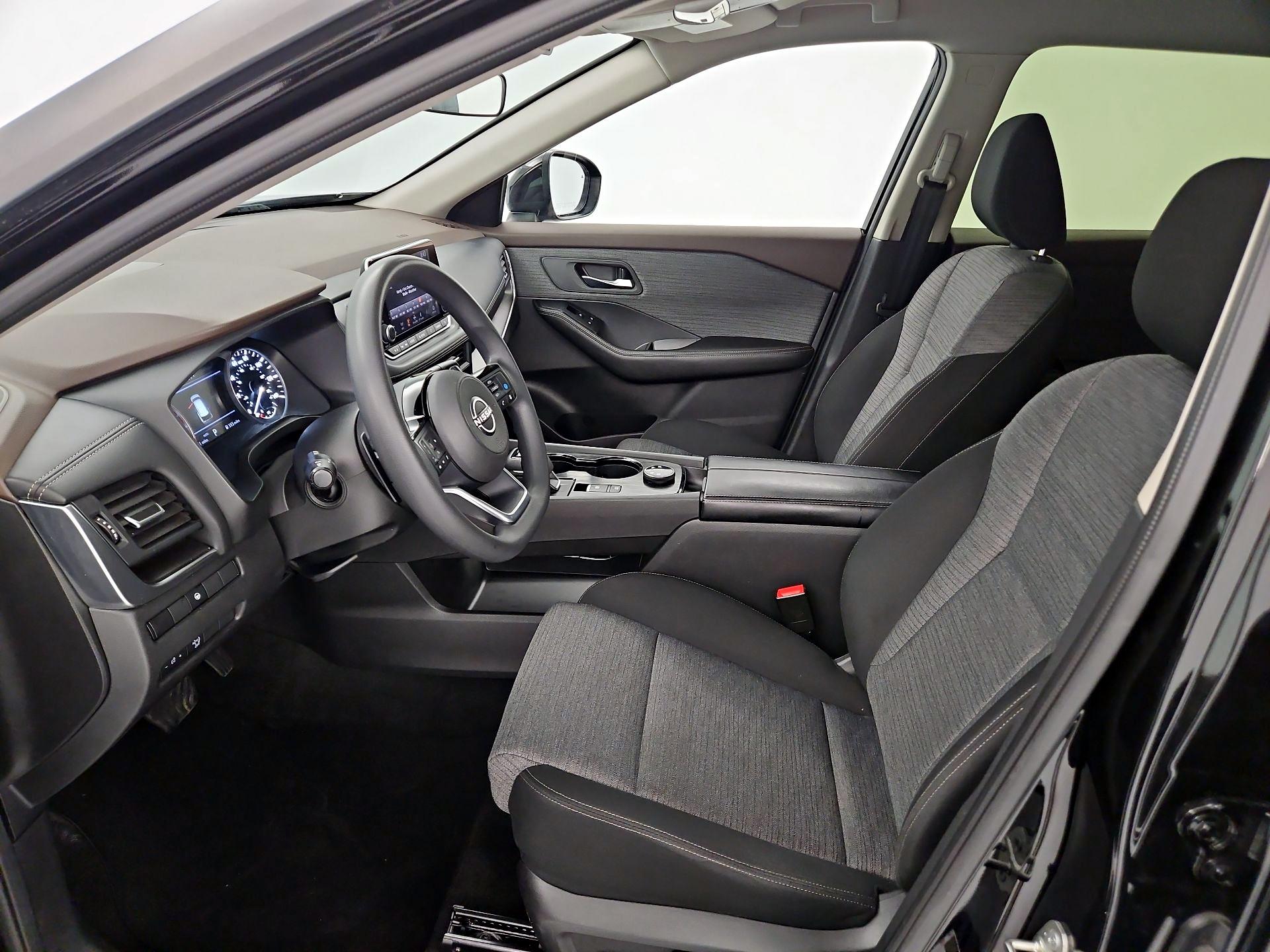 Thumbnail: 2023 Nissan Rogue - 11