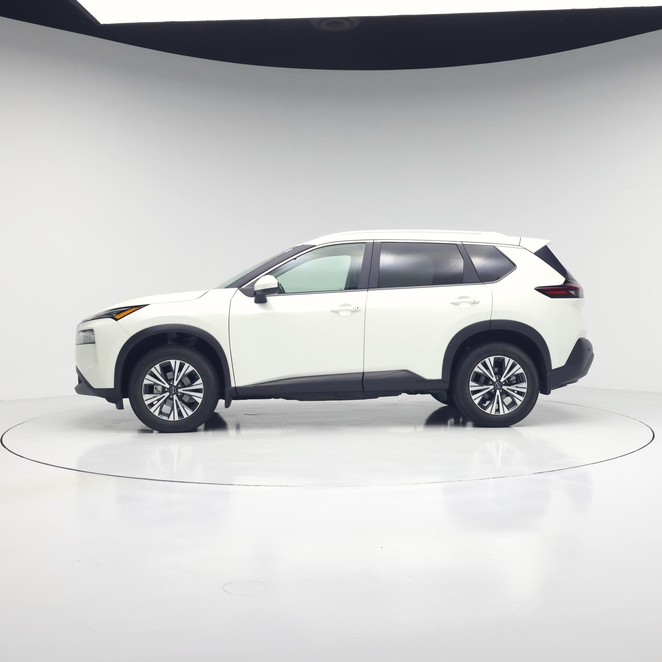 Thumbnail: 2023 Nissan Rogue - 3