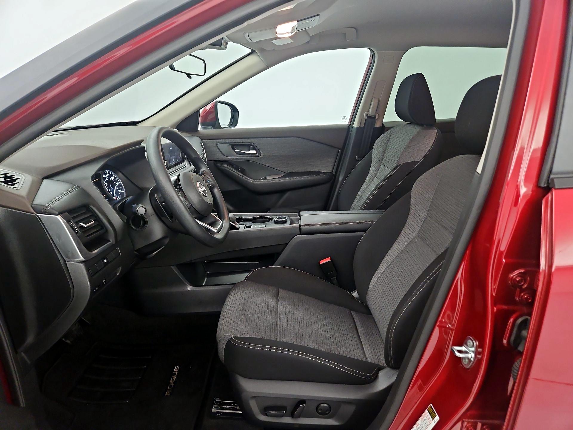 Thumbnail: 2023 Nissan Rogue - 11