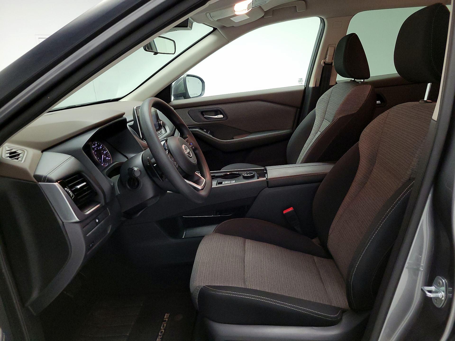 Thumbnail: 2022 Nissan Rogue - 11