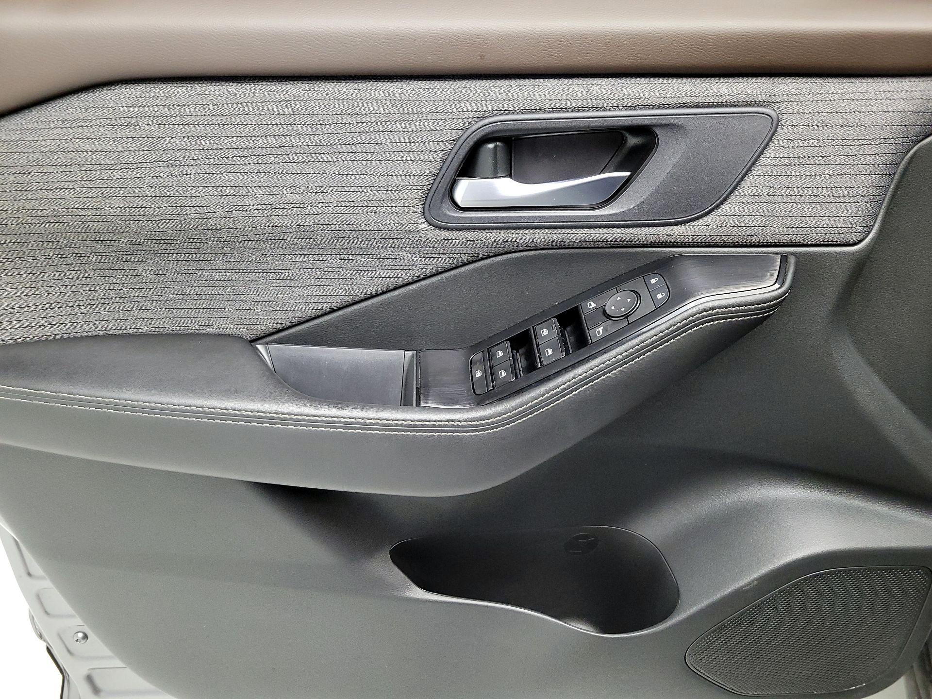 Thumbnail: 2022 Nissan Rogue - 12