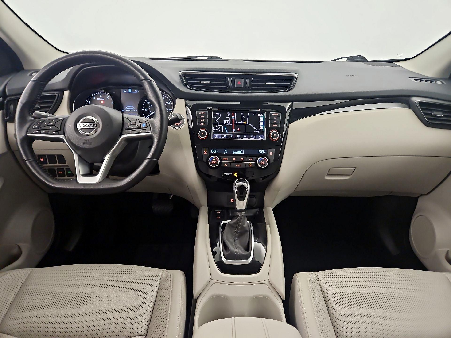 Thumbnail: 2022 Nissan Rogue Sport - 9