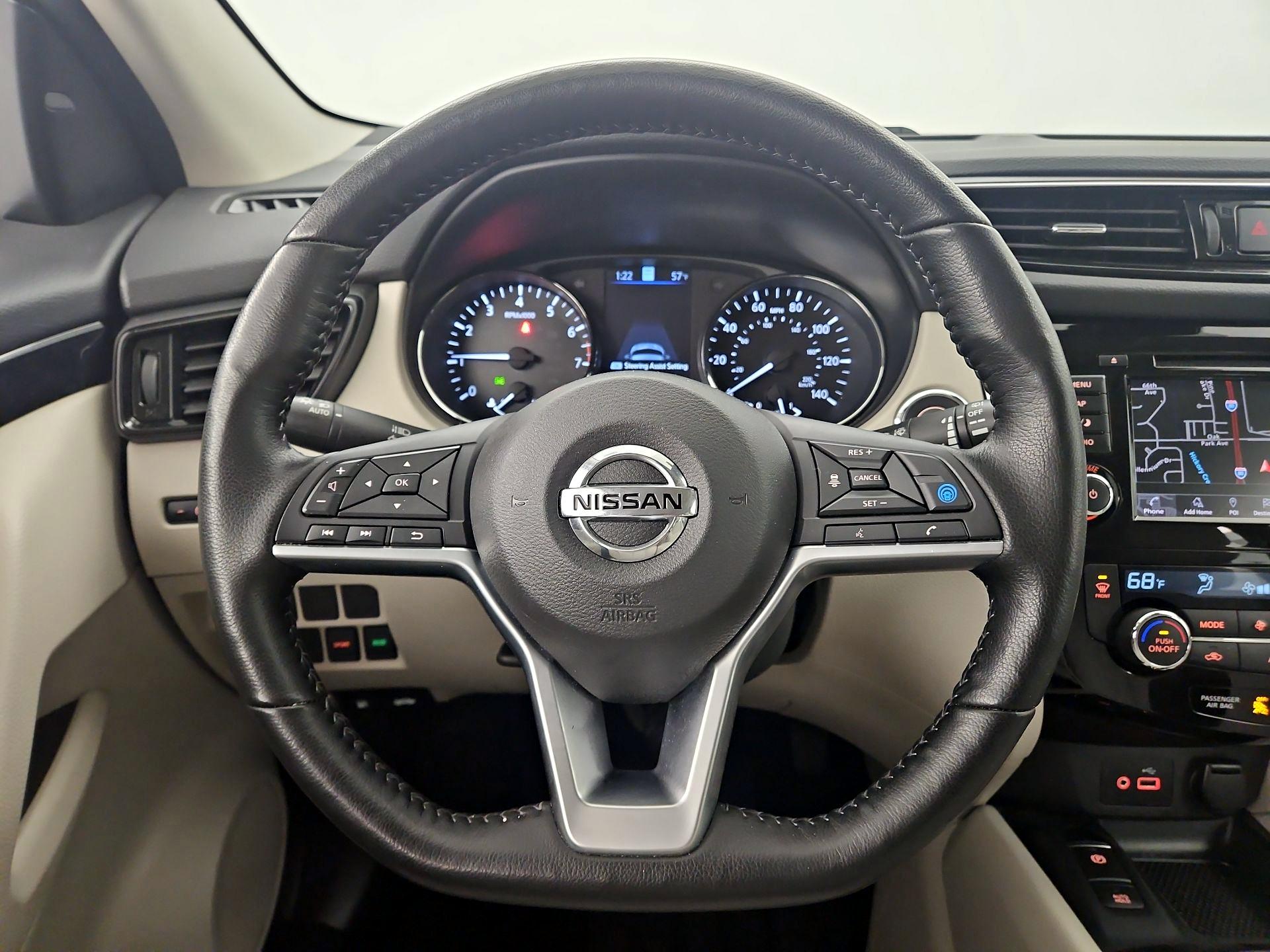 Thumbnail: 2022 Nissan Rogue Sport - 10