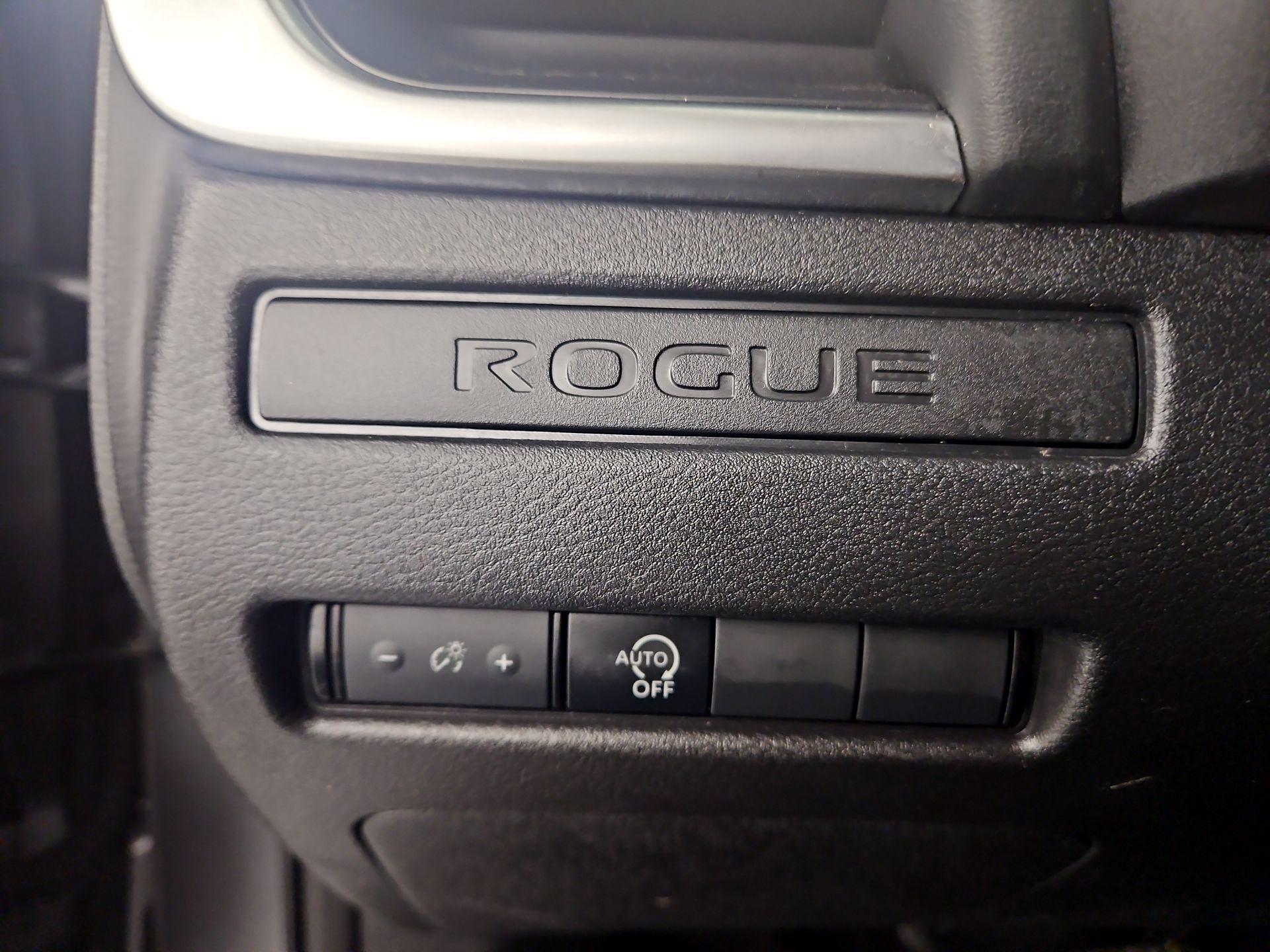 Thumbnail: 2023 Nissan Rogue - 13