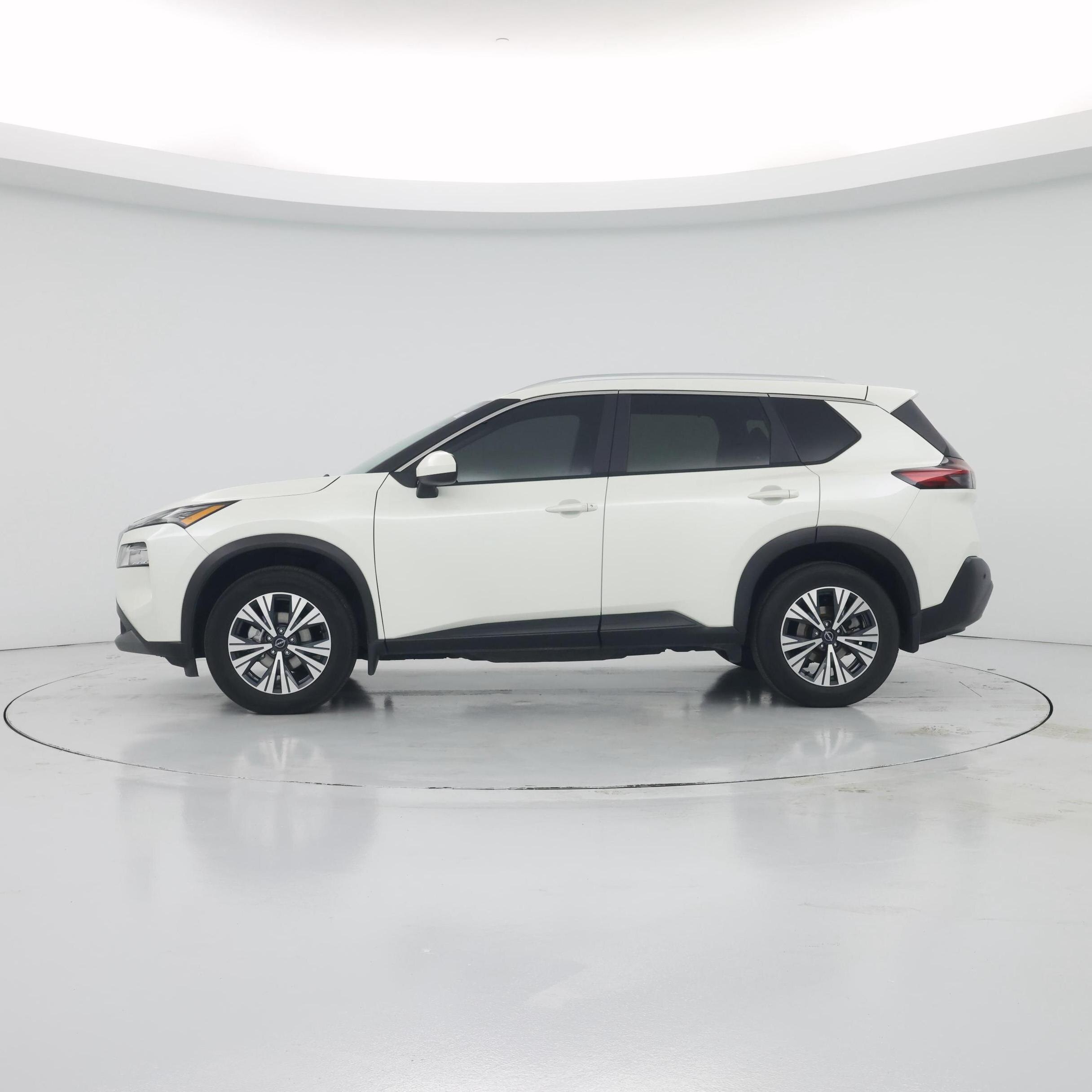 Thumbnail: 2023 Nissan Rogue - 3