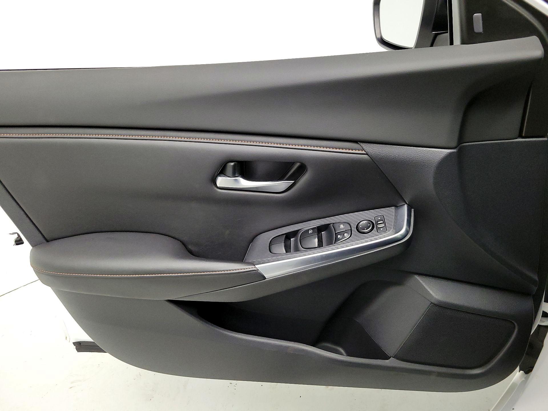 Thumbnail: 2023 Nissan Sentra - 12