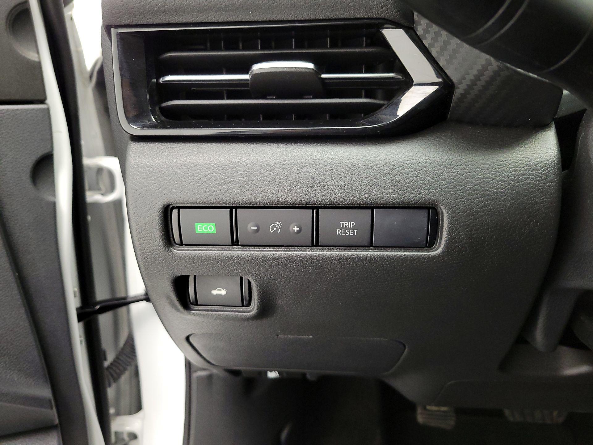 Thumbnail: 2023 Nissan Sentra - 13