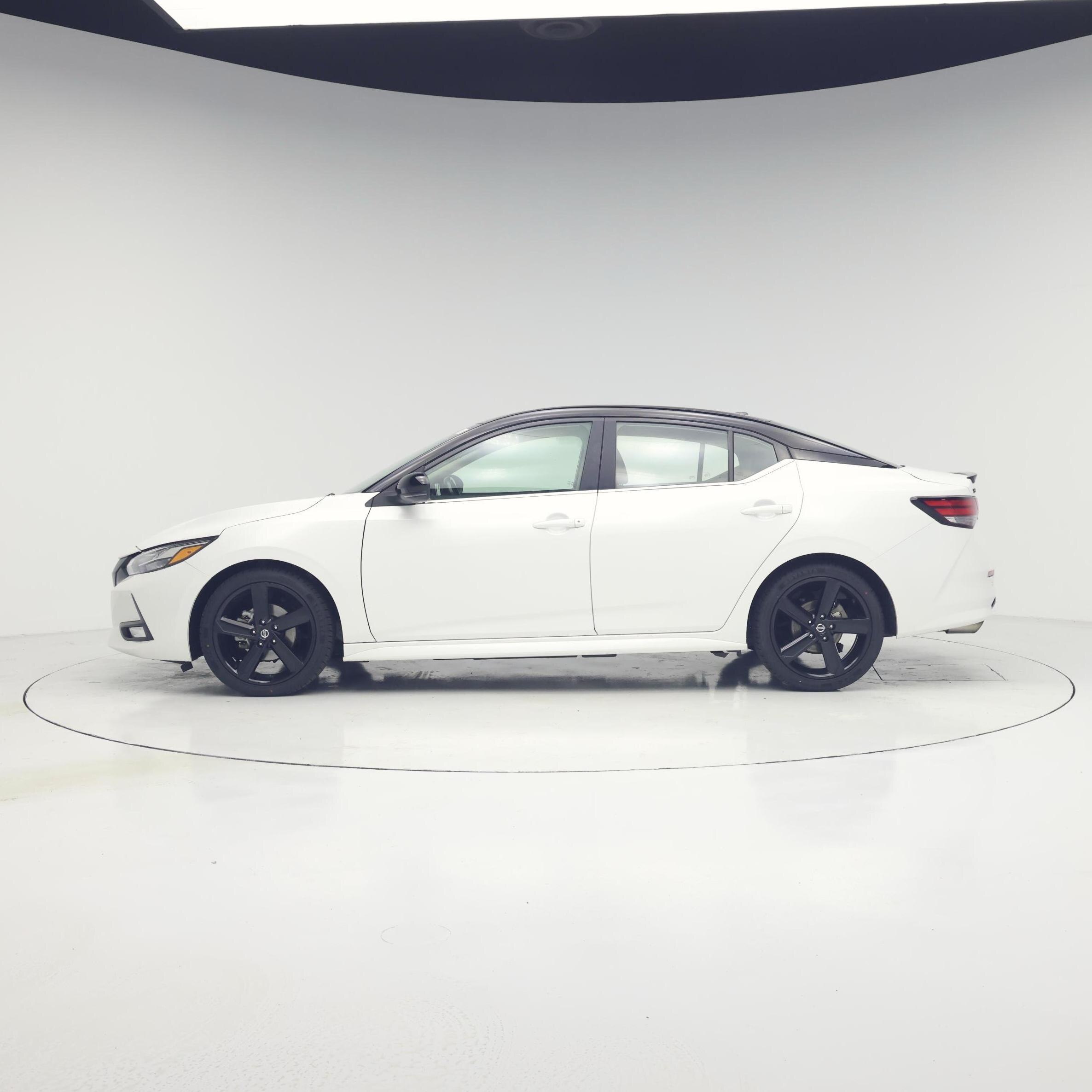 Thumbnail: 2023 Nissan Sentra - 3