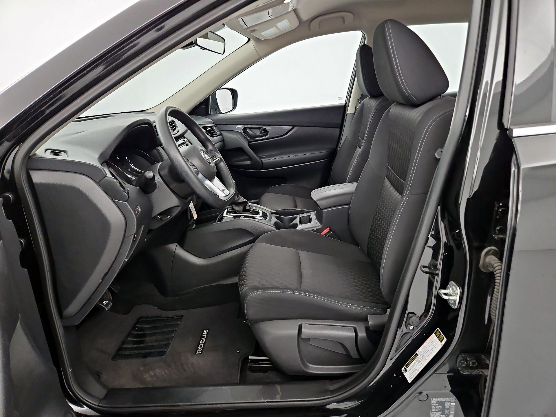 Thumbnail: 2020 Nissan Rogue - 11