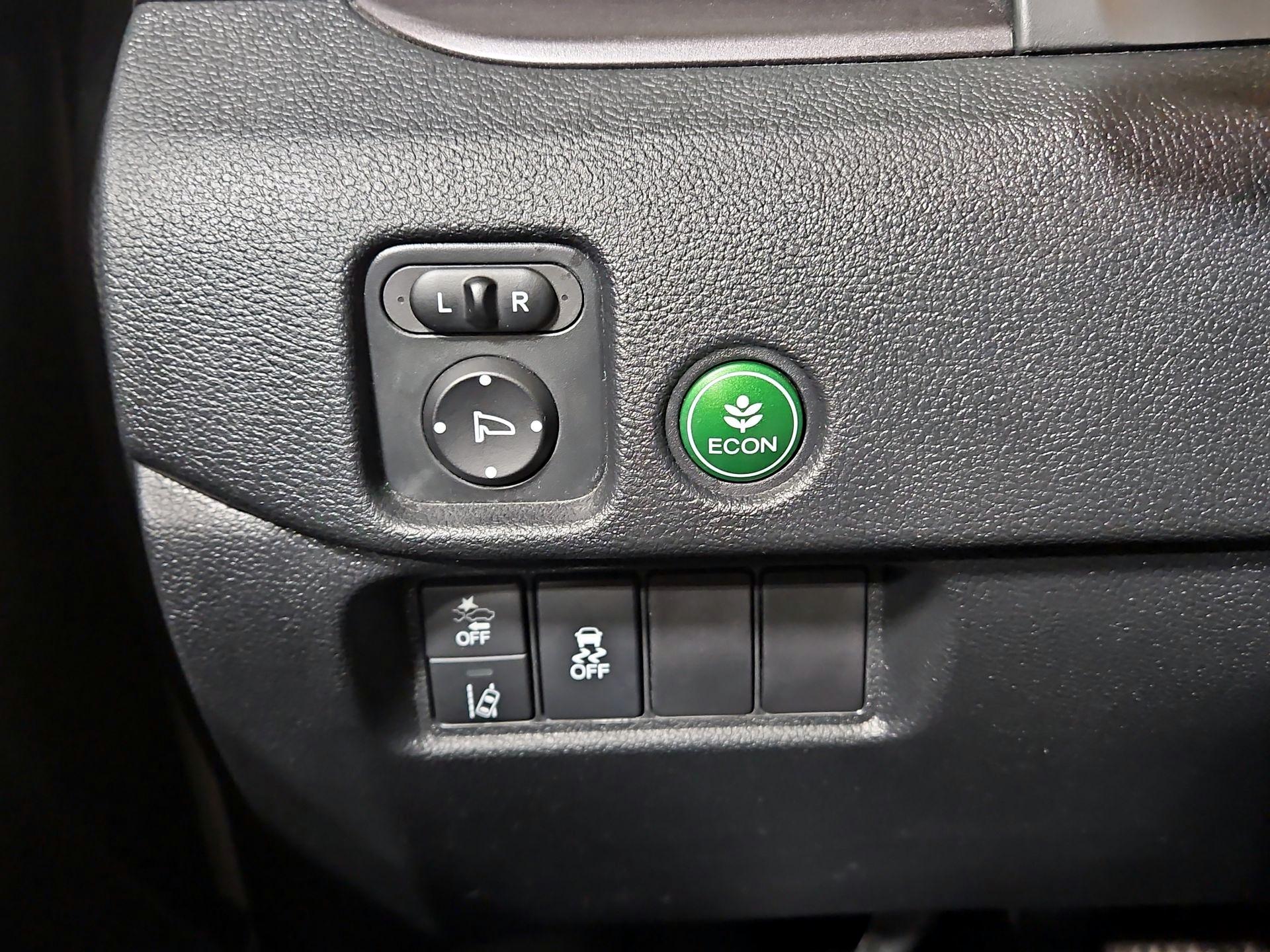 Thumbnail: 2021 Honda Pilot - 13