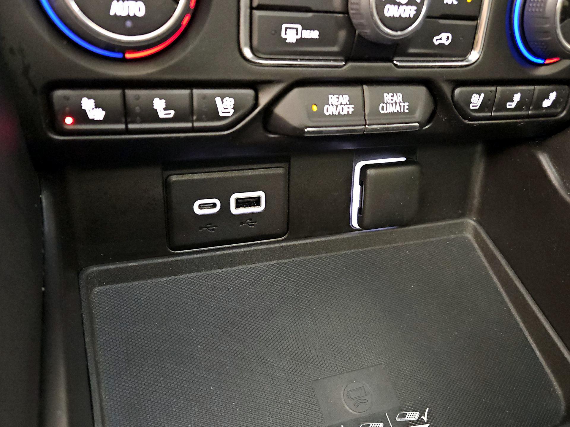 Thumbnail: 2022 Chevrolet Tahoe - 18