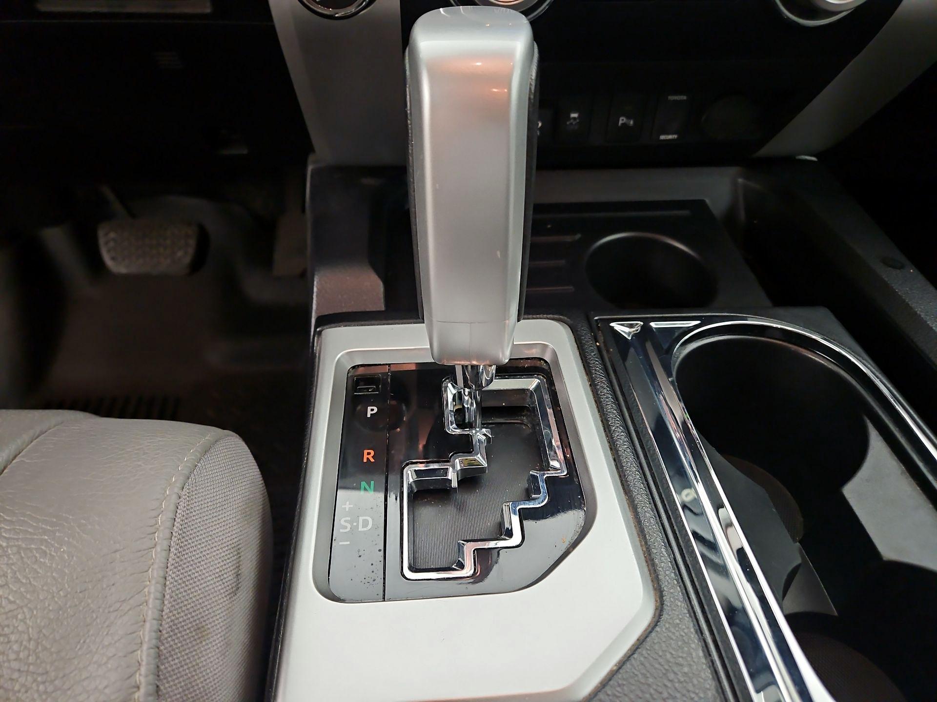 Thumbnail: 2021 Toyota Tundra - 18