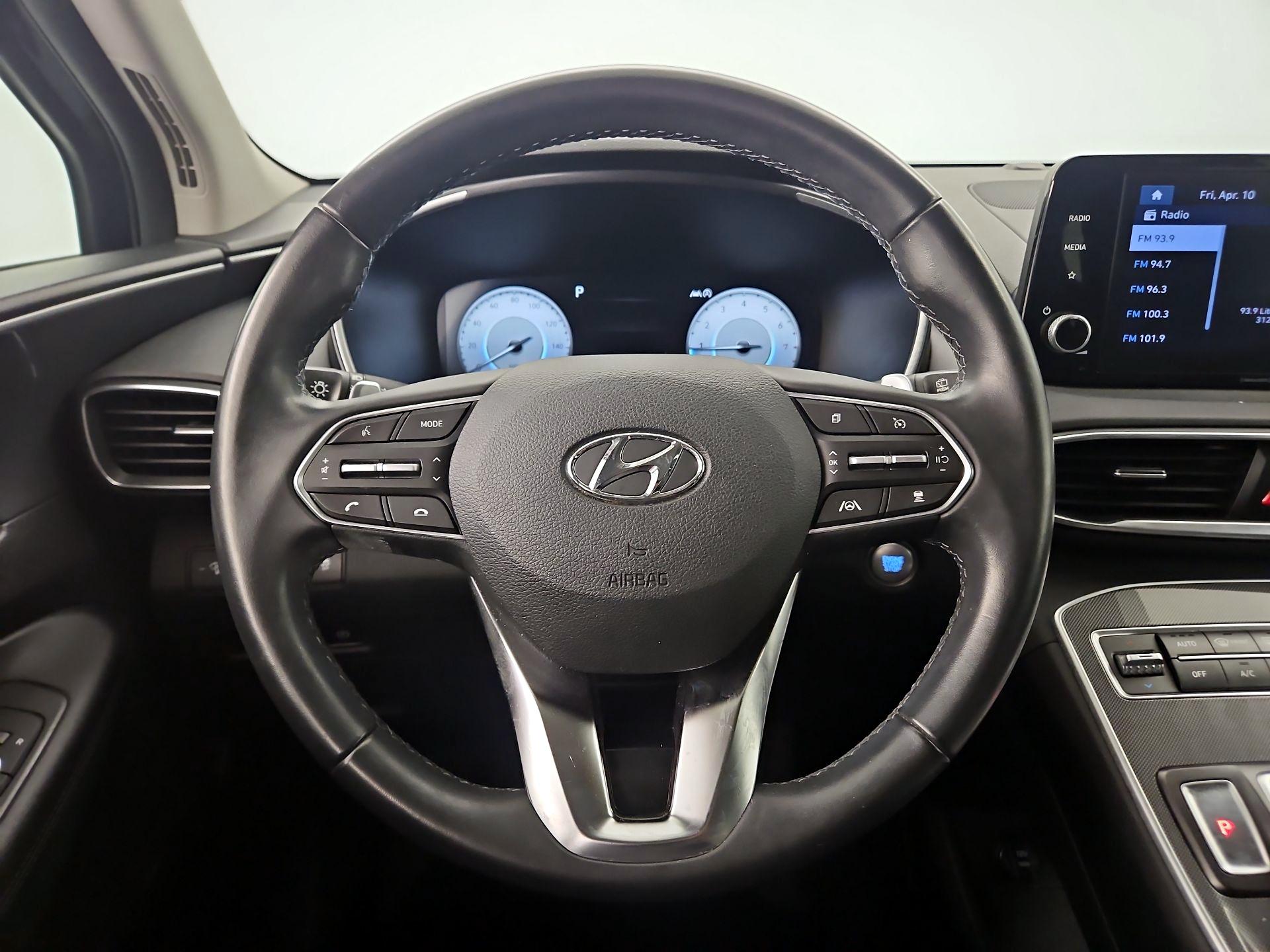 Thumbnail: 2021 Hyundai Santa Fe - 10