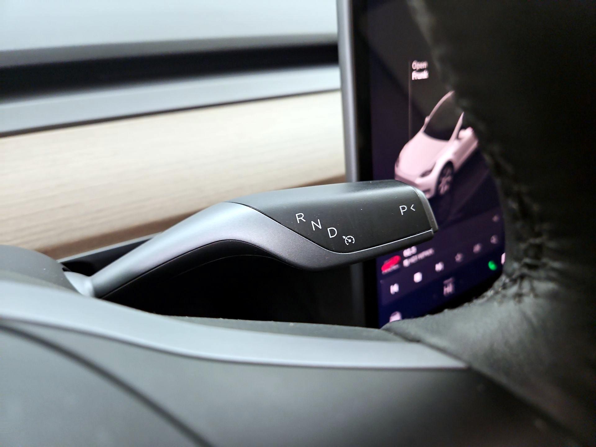 Thumbnail: 2023 Tesla Model Y - 17