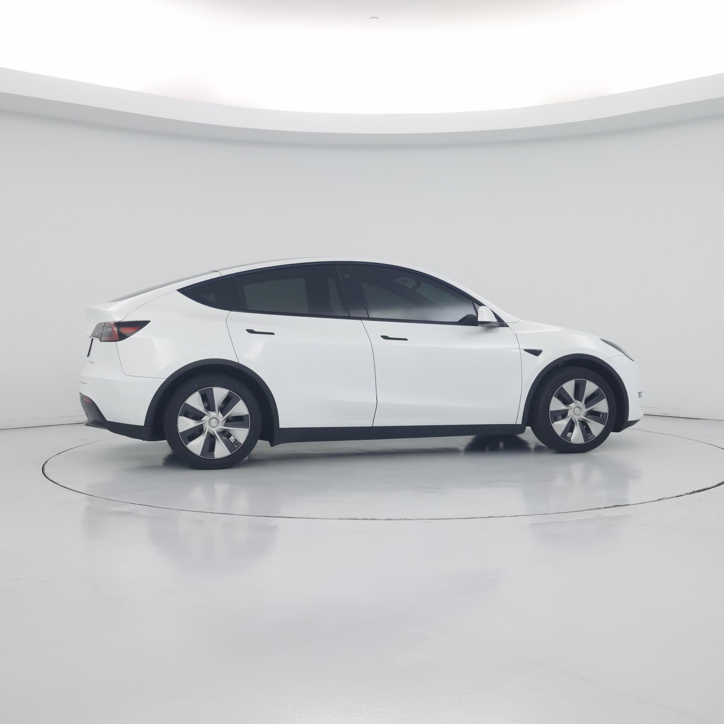 Thumbnail: 2023 Tesla Model Y - 7