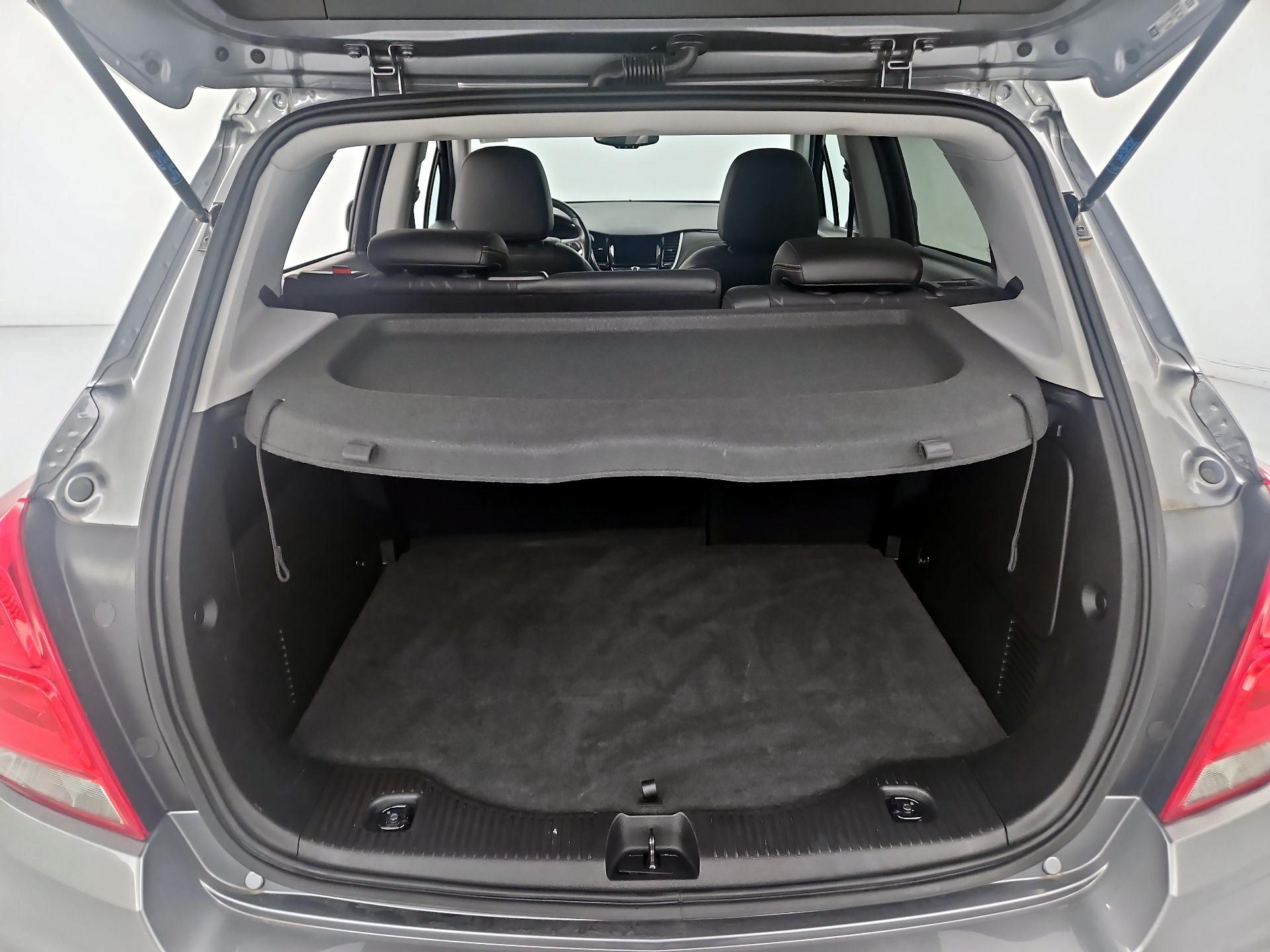 Thumbnail: 2020 Chevrolet Trax - 20