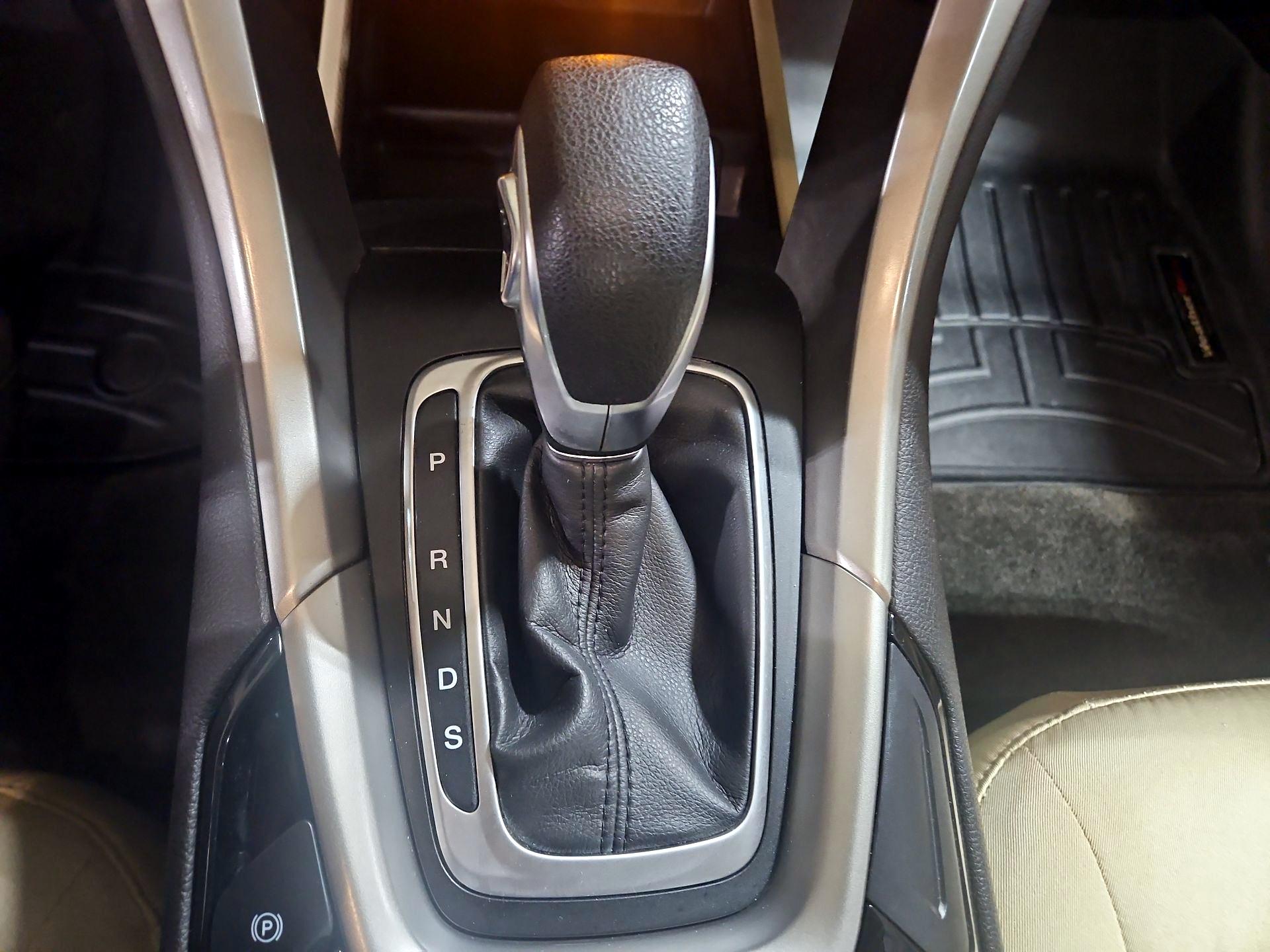 Thumbnail: 2015 Ford Fusion - 17