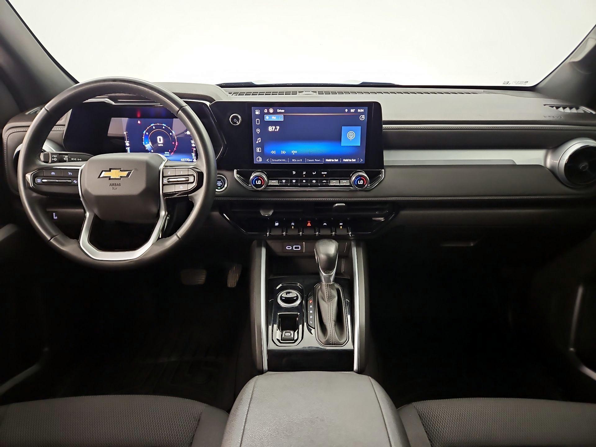 Thumbnail: 2023 Chevrolet Colorado - 9