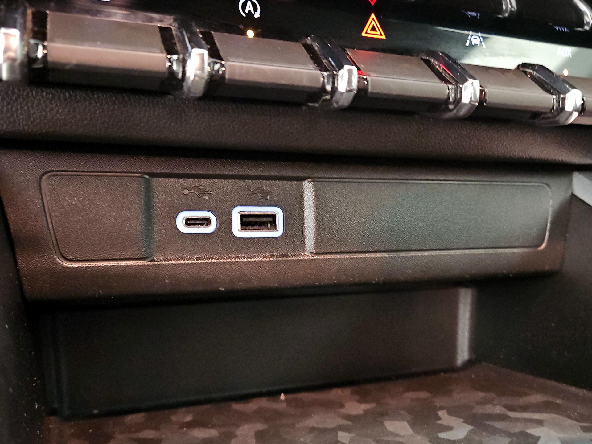 Thumbnail: 2023 Chevrolet Colorado - 17