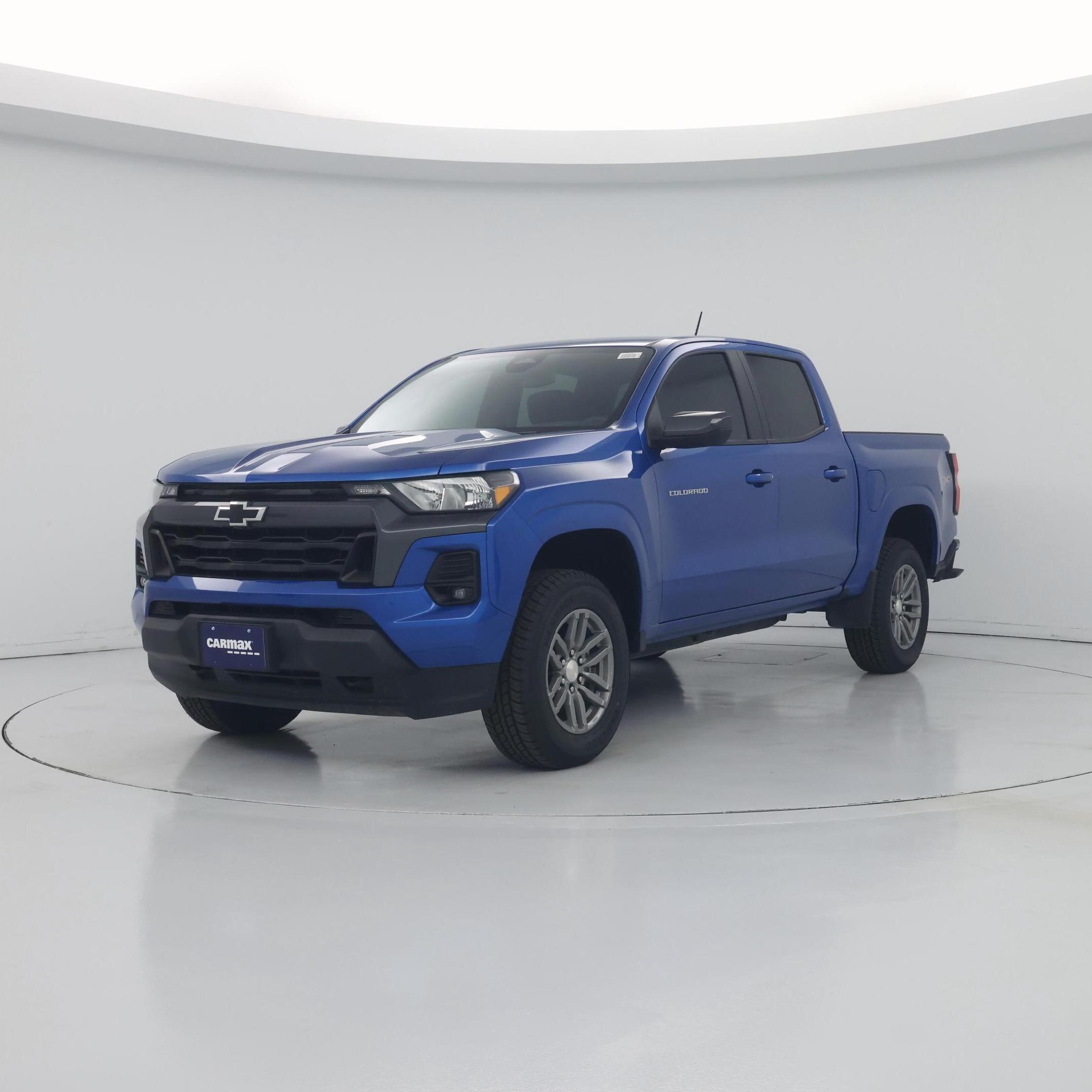 Thumbnail: 2023 Chevrolet Colorado - 4