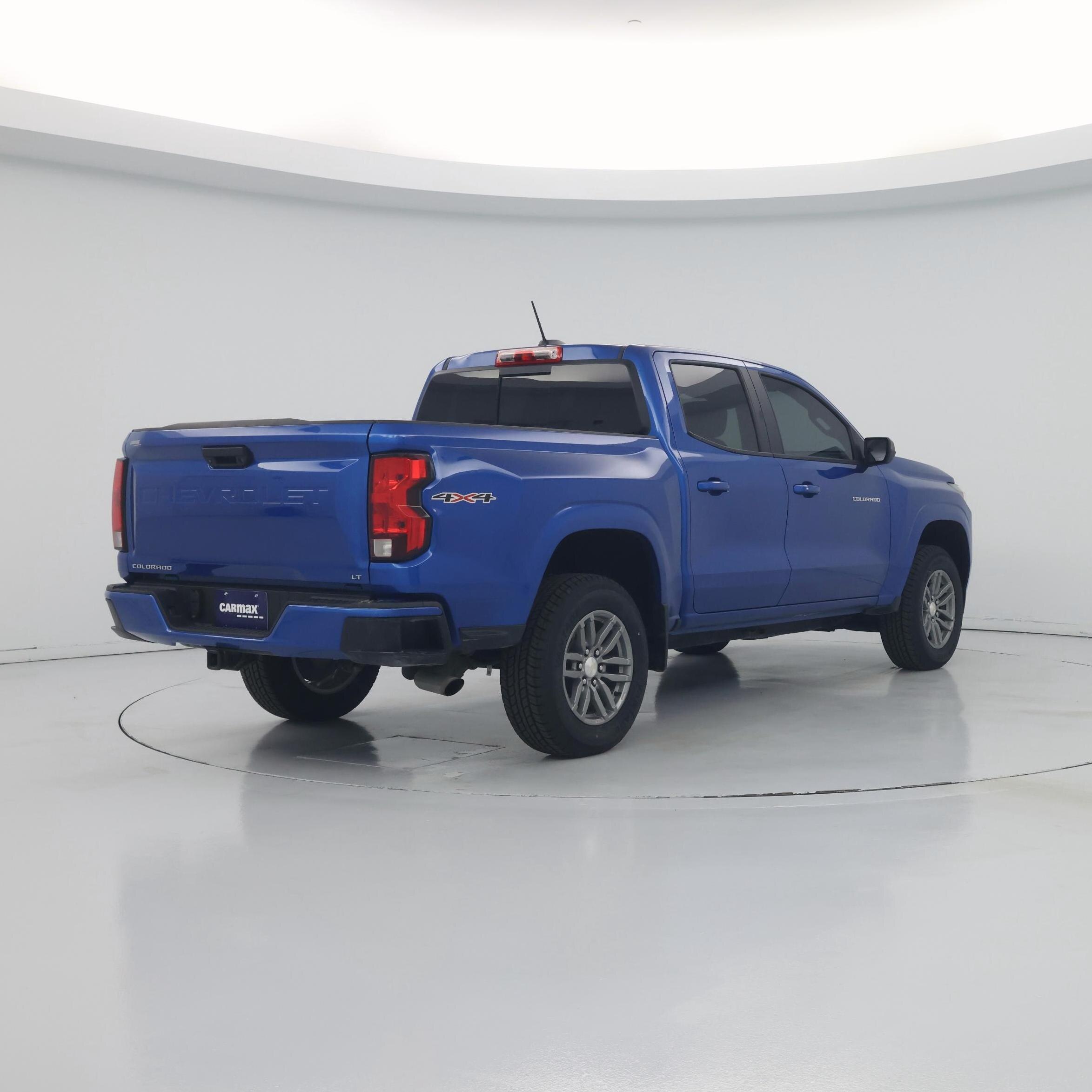 Thumbnail: 2023 Chevrolet Colorado - 8