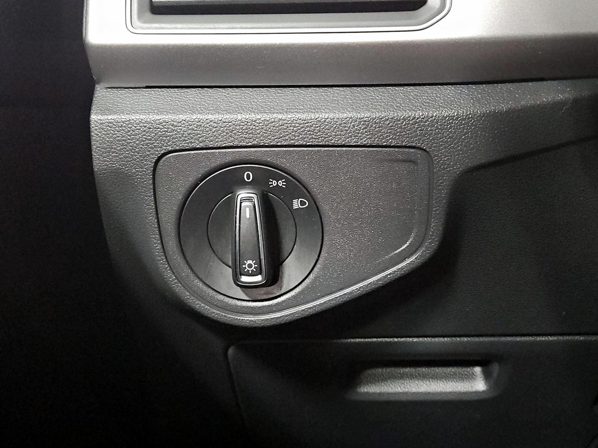 Thumbnail: 2018 Volkswagen Atlas - 13