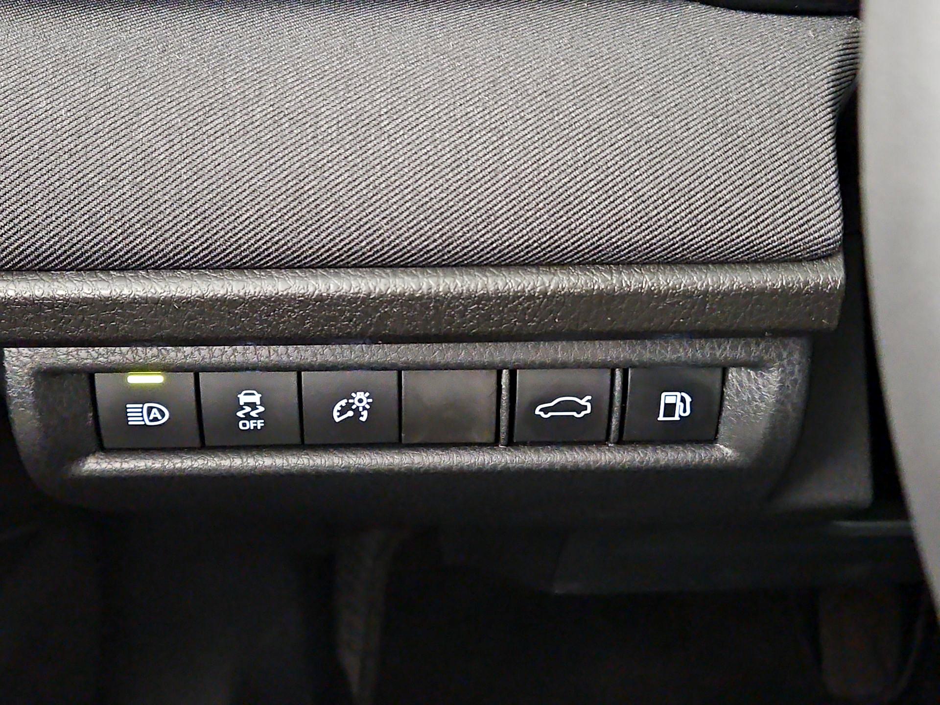 Thumbnail: 2026 Toyota Camry - 13