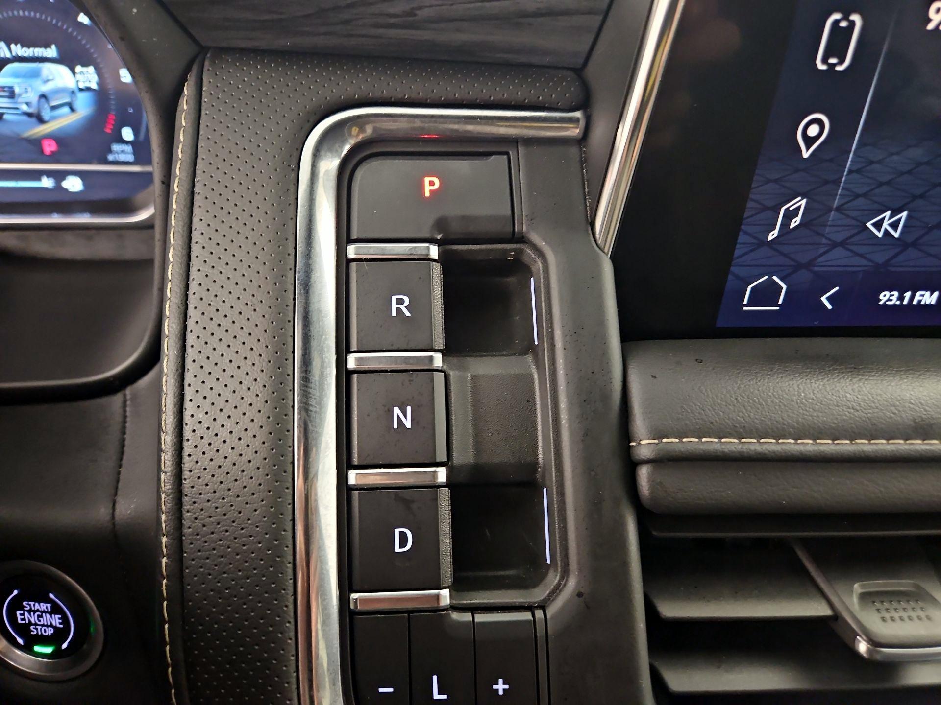 Thumbnail: 2023 GMC Yukon - 18