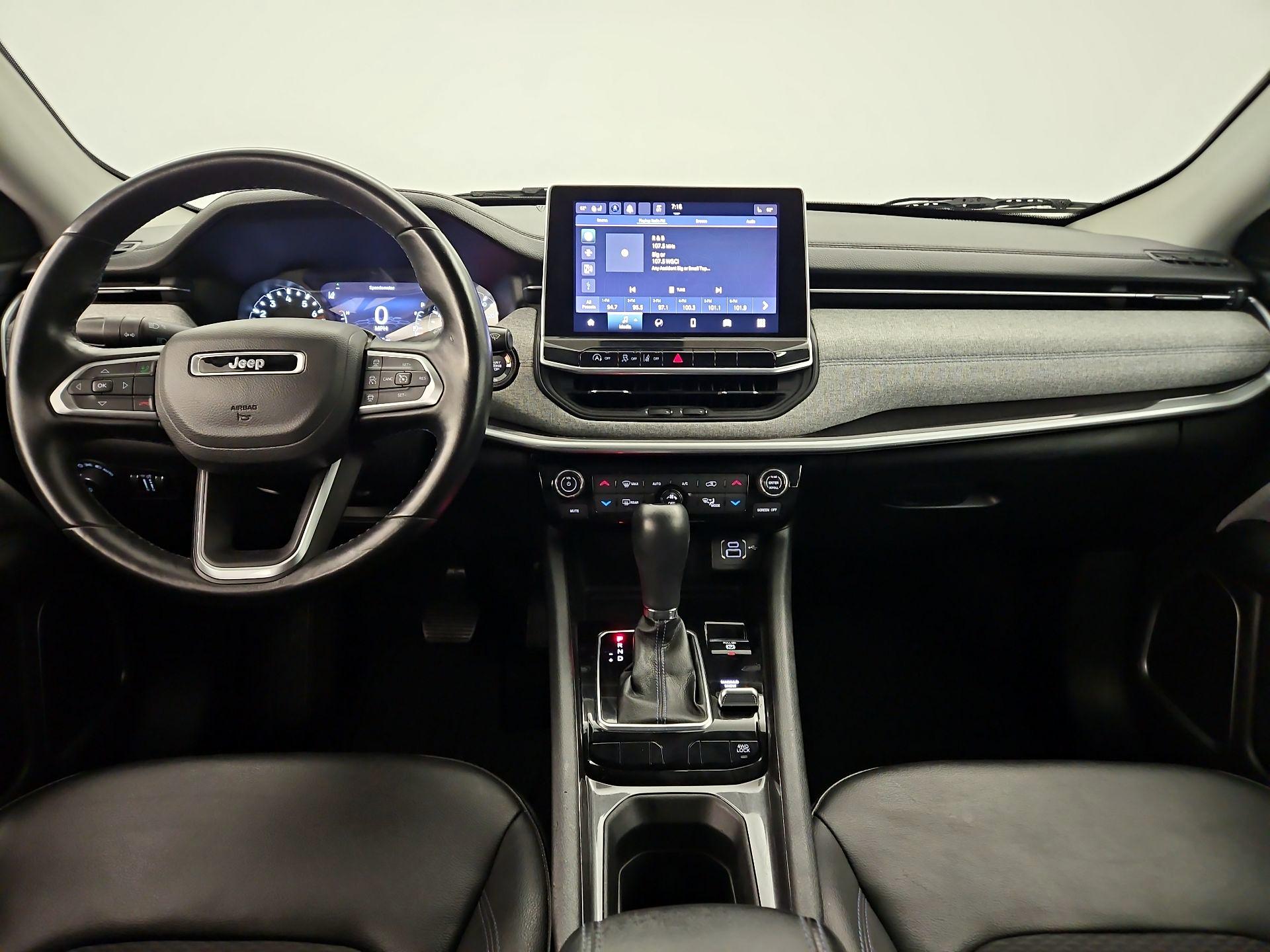 Thumbnail: 2022 Jeep Compass - 9