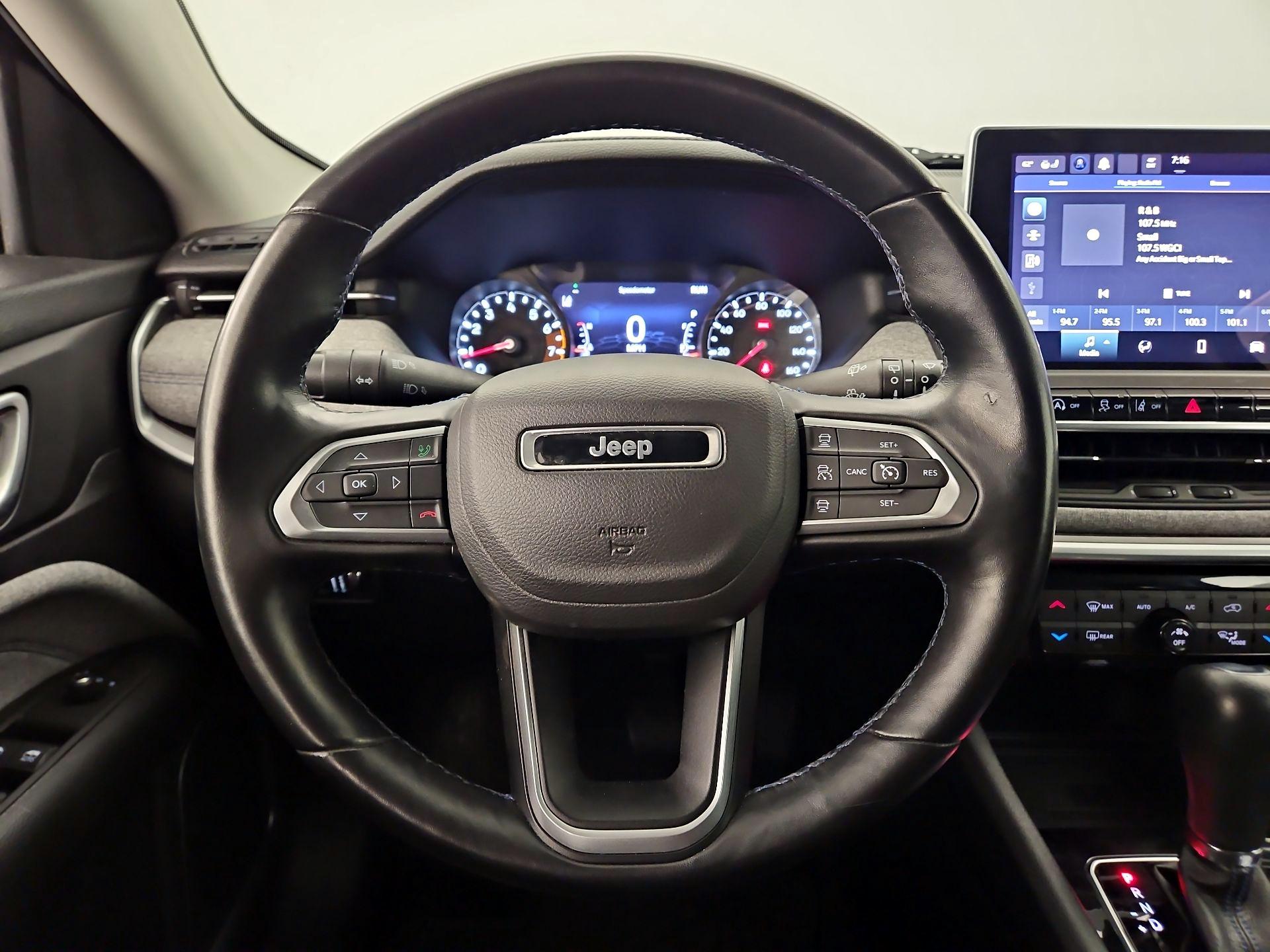 Thumbnail: 2022 Jeep Compass - 10