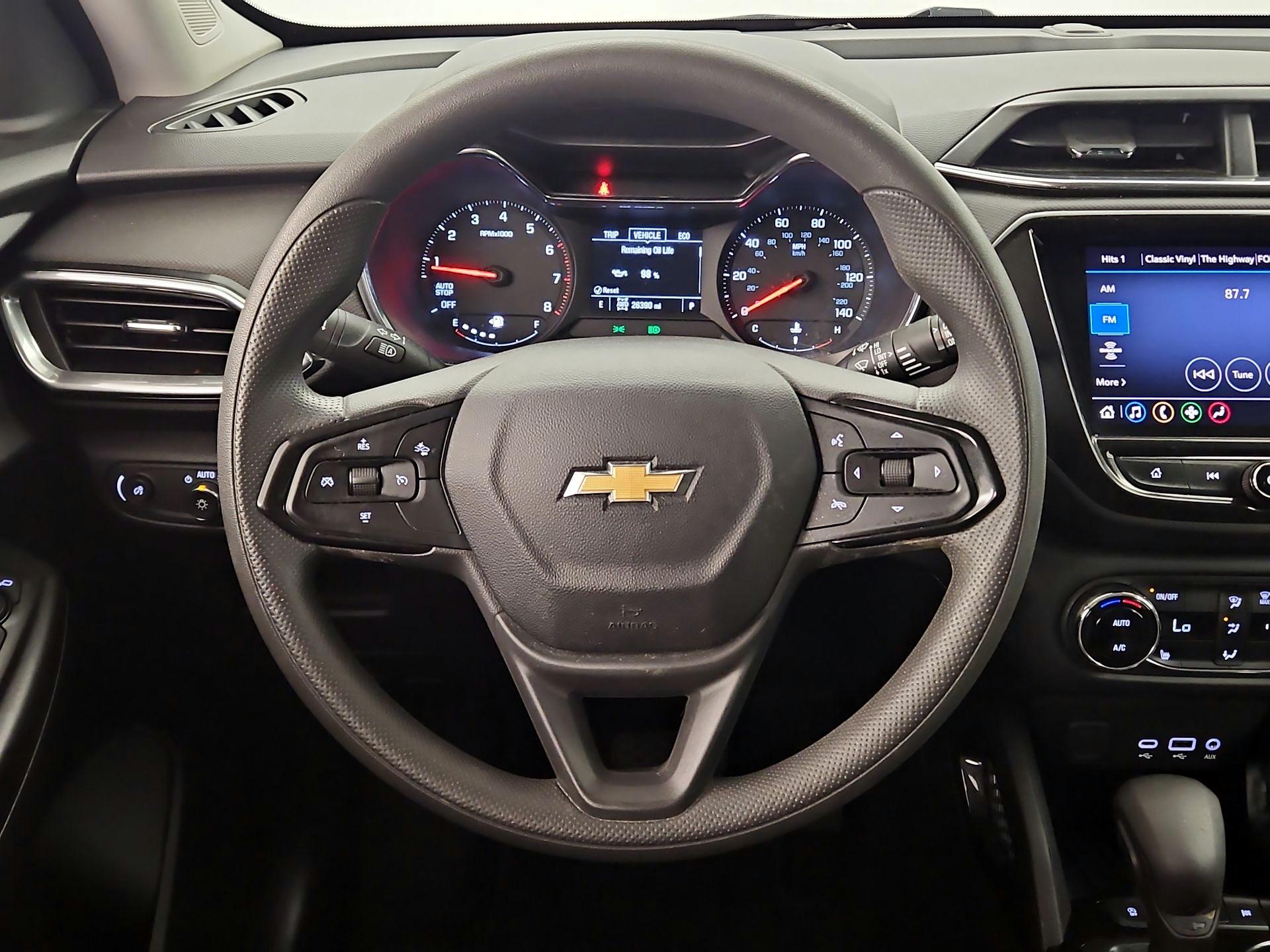 Thumbnail: 2023 Chevrolet TrailBlazer - 10