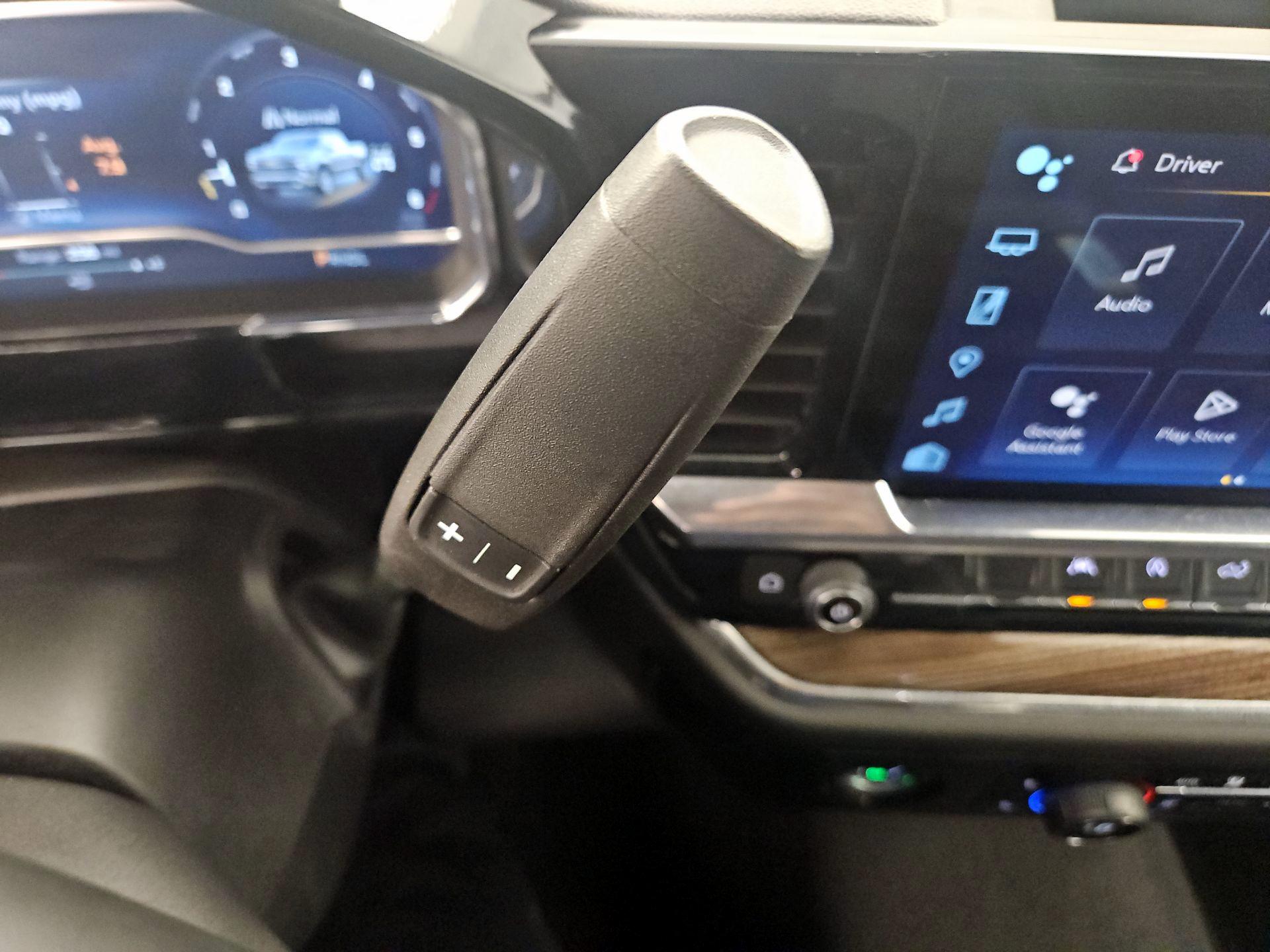 Thumbnail: 2023 Chevrolet Silverado 1500 - 17