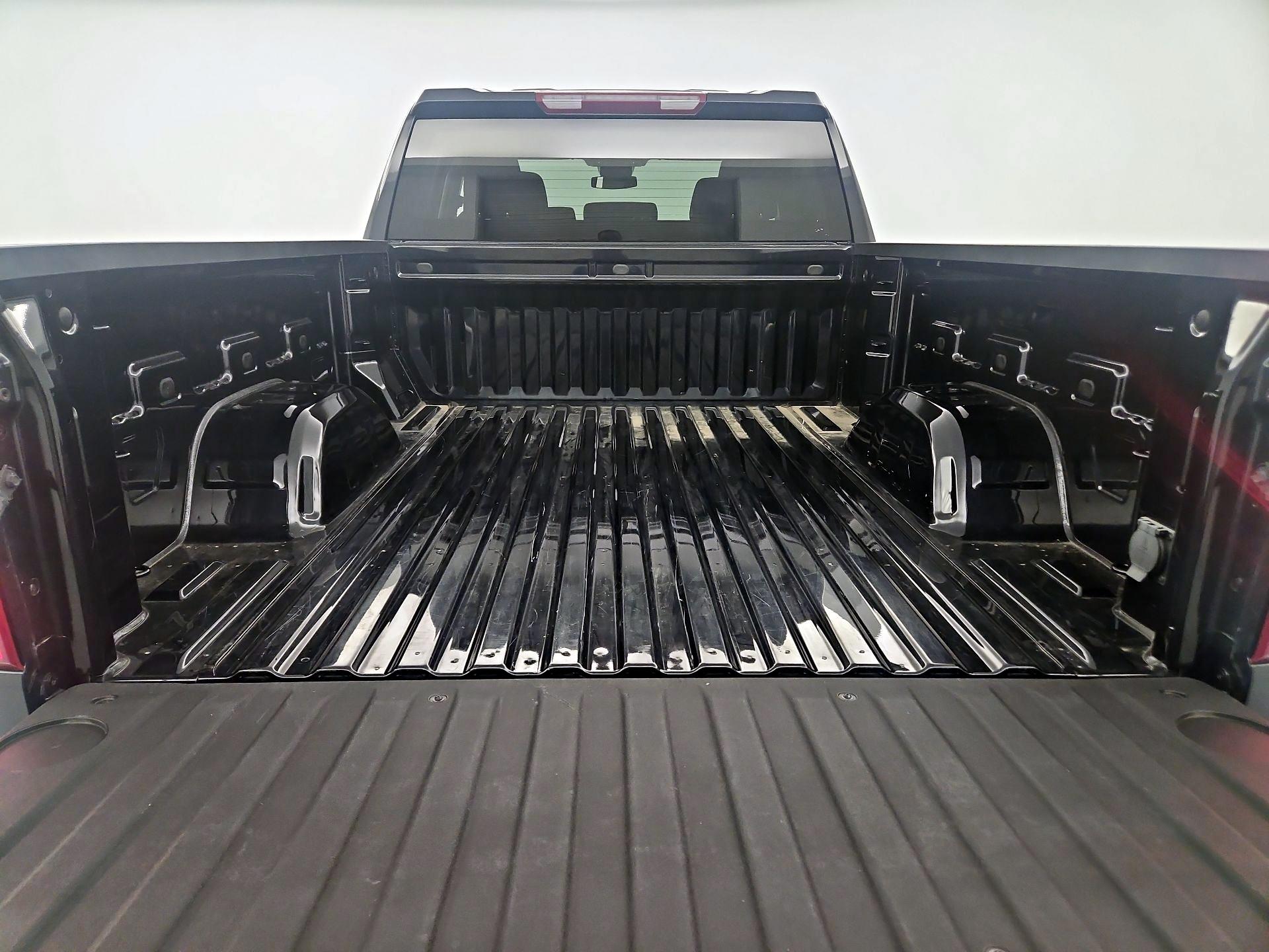 Thumbnail: 2023 Chevrolet Silverado 1500 - 20