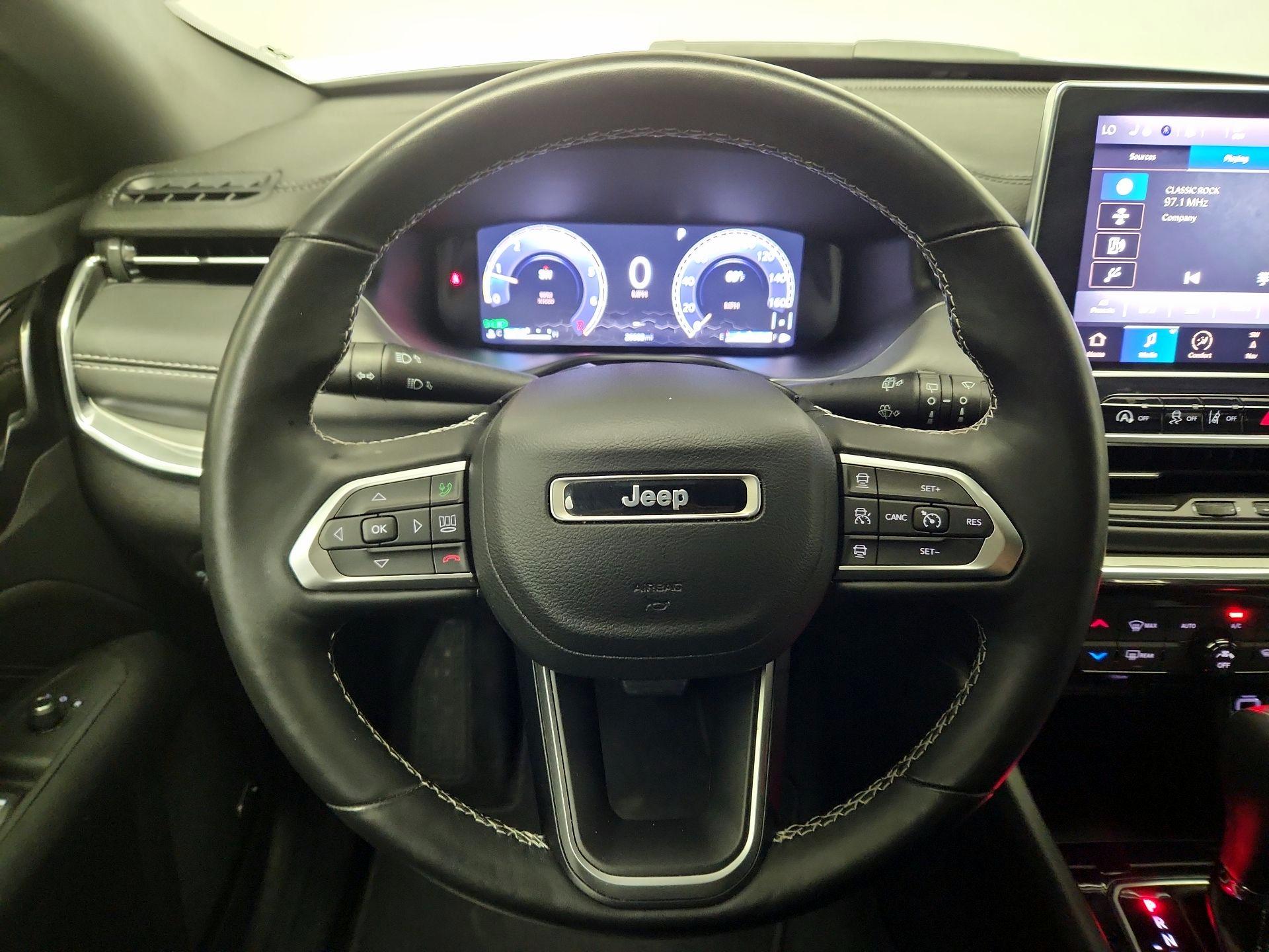 Thumbnail: 2022 Jeep Compass - 10