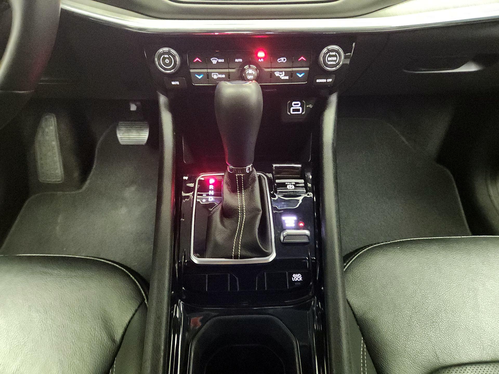 Thumbnail: 2022 Jeep Compass - 18